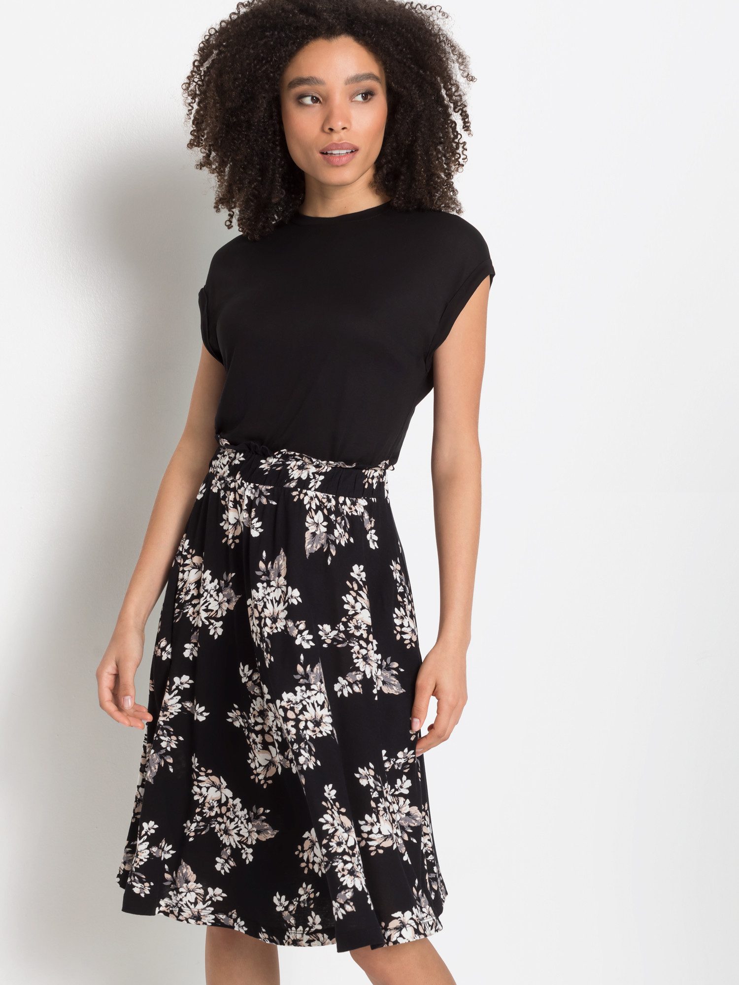 LASCANA Jerseykleid mit Paperbag-Bund günstig online kaufen