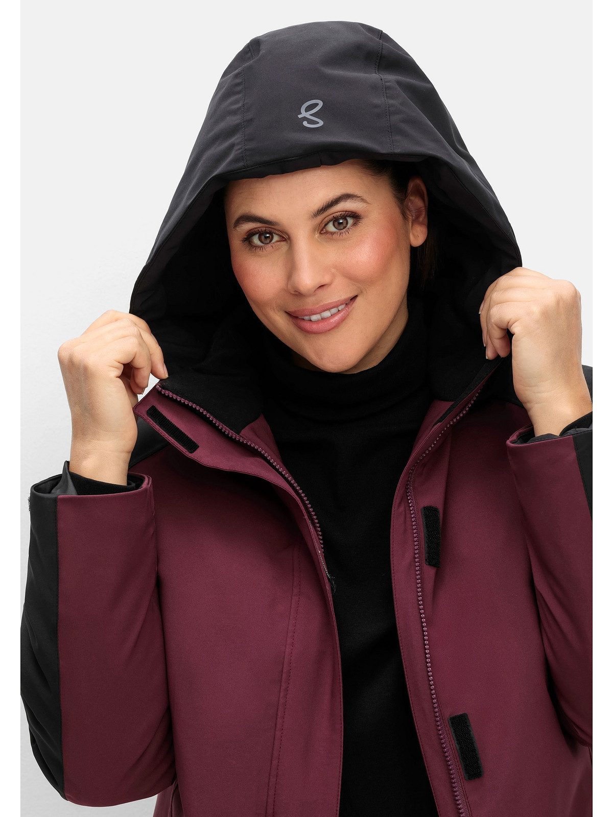 Sheego Outdoorjacke Große Größen atmungsaktiv, wasser- und winddicht