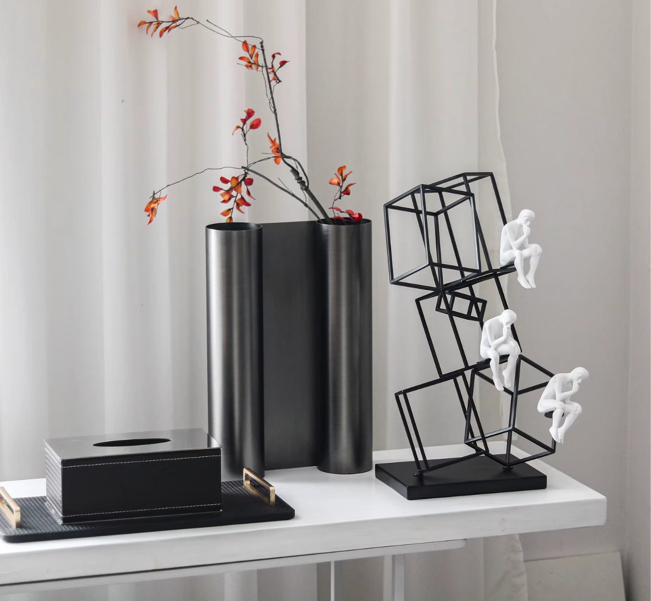 Quality Elegance Skulptur Moderne Abstrakte Figurenskulptur – Kreatives Design
