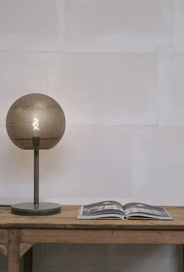 Trademark Living Lampenschirm Moonlight Tischlampe aus perforiertem Eisen