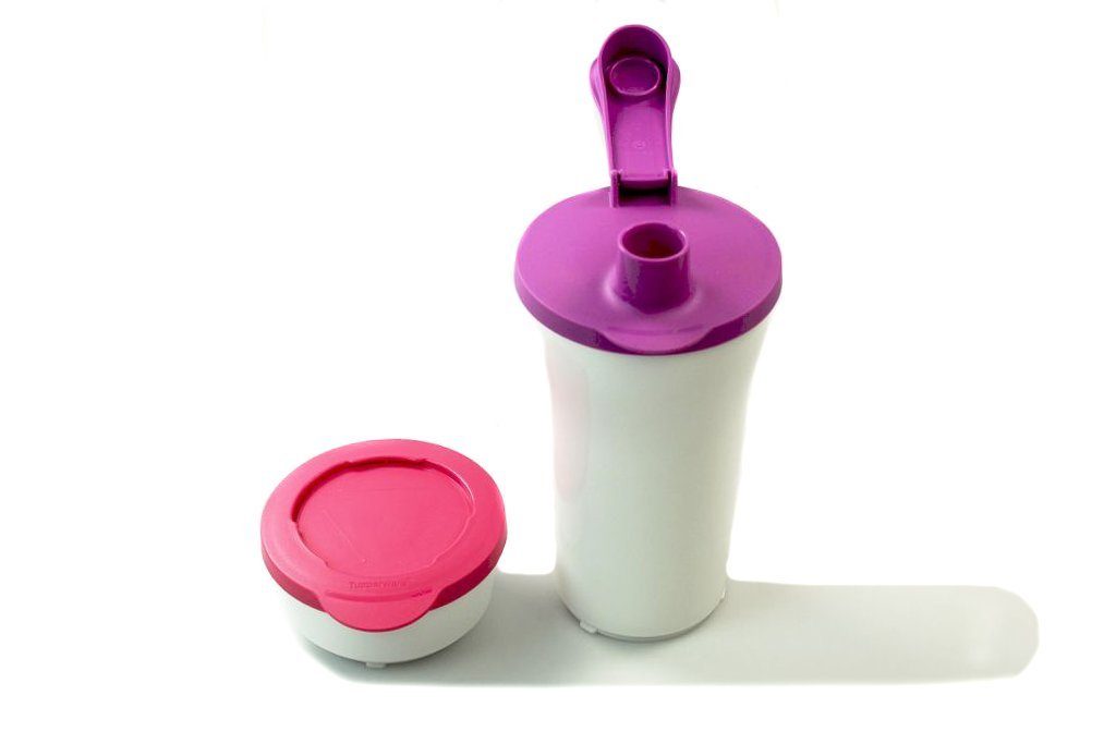 TUPPERWARE Vorratsdose Shaker 800ml weiß lila + Dose 200ml weiß pink. Reduzierter Preis € 14,90. Unverbindliche Preisempfehlung € 16,90