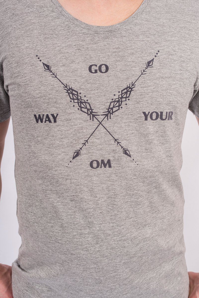 Flying Love Bequemer auf 1-tlg) Birds cooler Arrow-Warrior und Print der Vorderseite. Warrior Yoga Shirt Arrow (Standard, Yogashirt Sitz