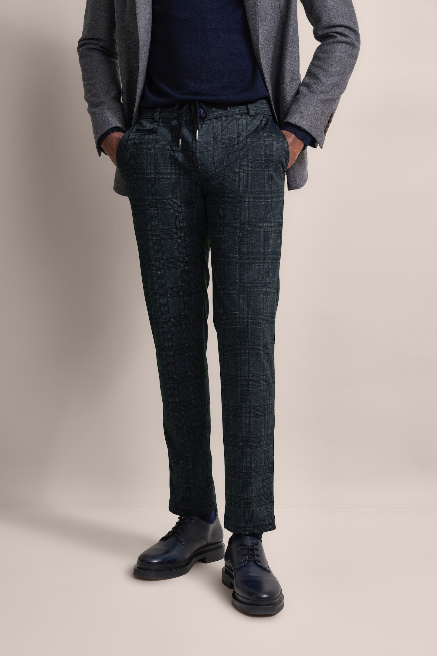 bugatti Chinohose mit Gummizug