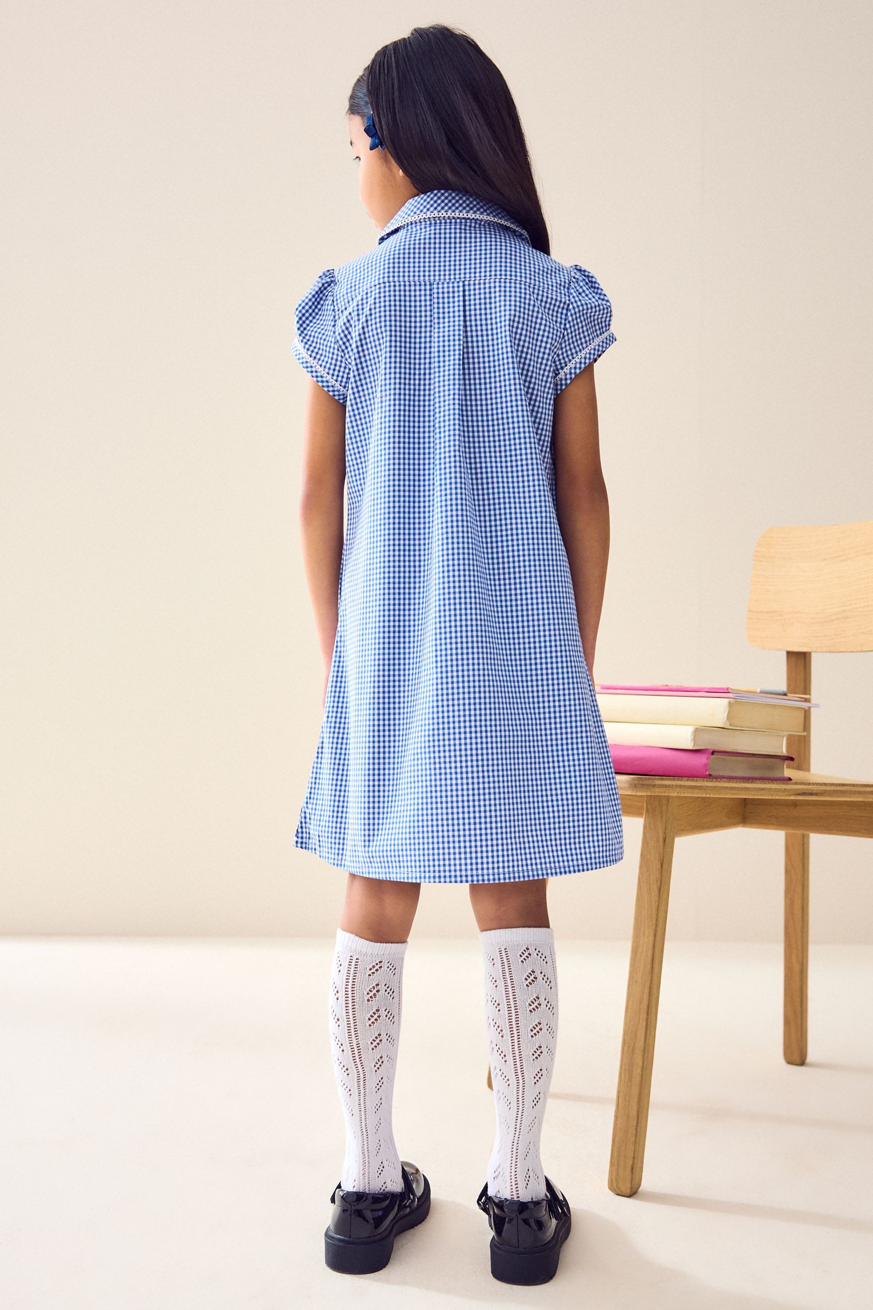 Next Karokleid Kleid mit Vichykaros, Knopfleiste + Spitzenbesatz (1-tlg)