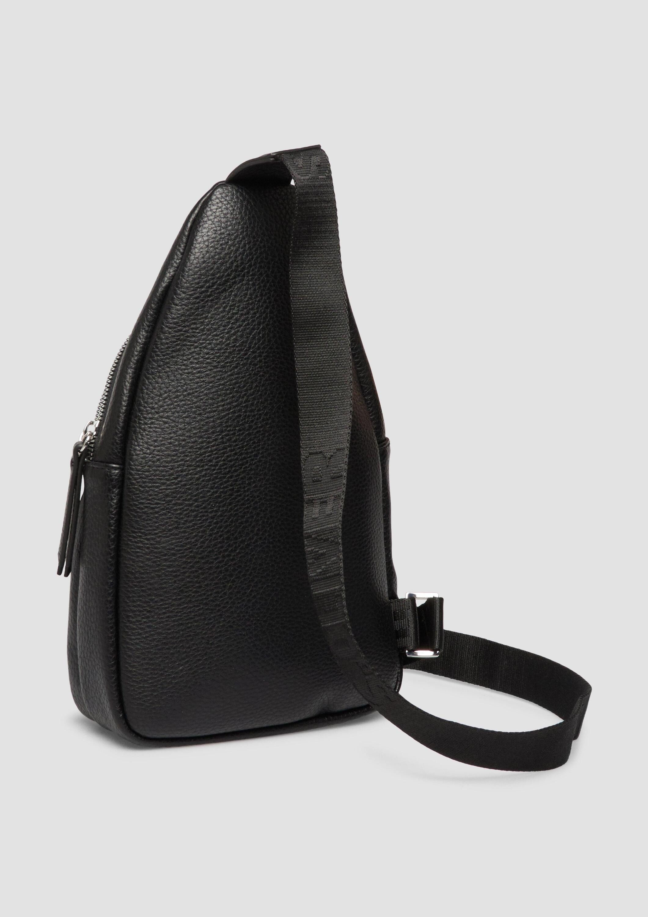 s.Oliver Rucksack Tasche, Rucksack in Leder-Optik mit Logo und Reißverschluss