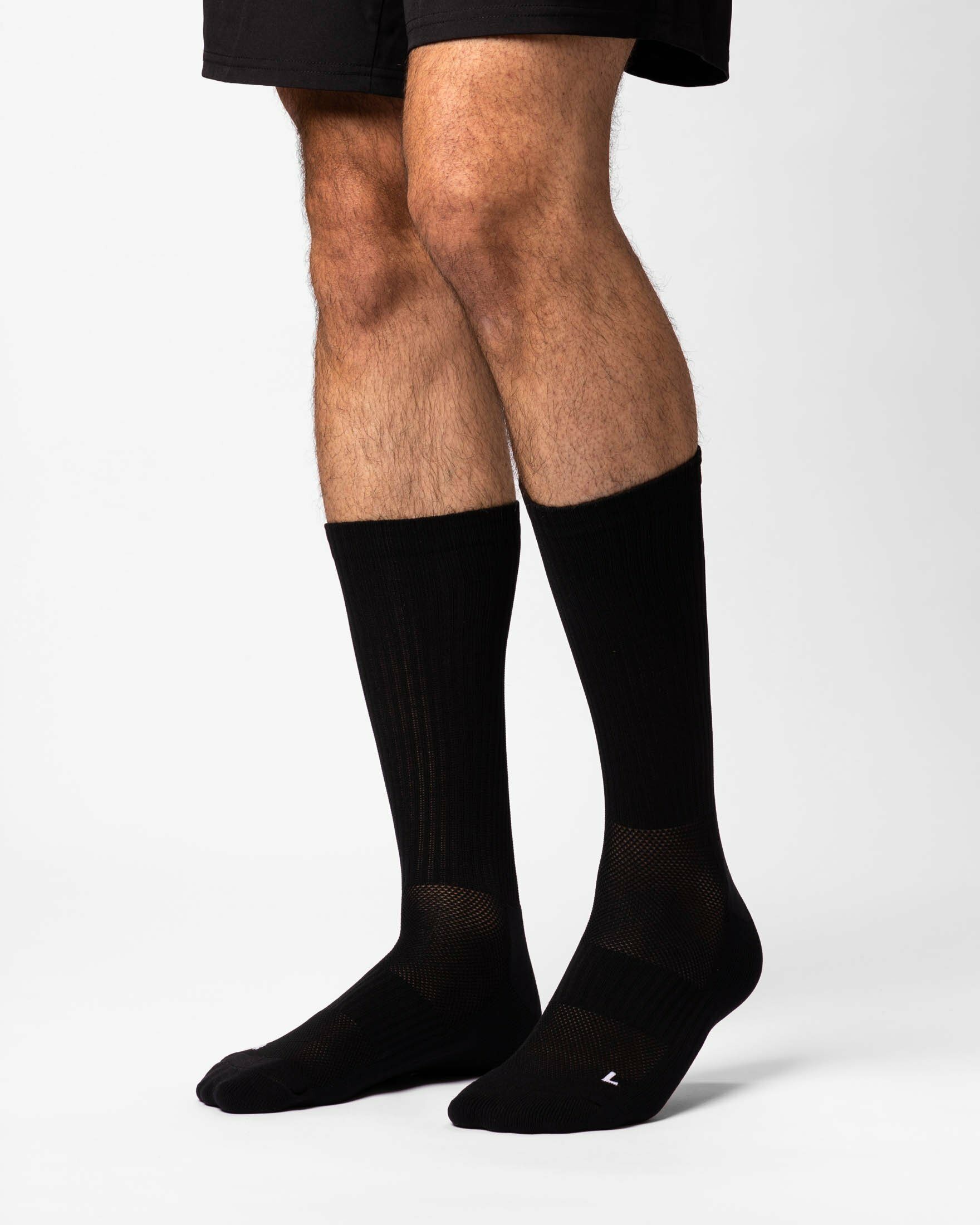 SNOCKS Laufsocken Hohe Running Socken für Damen & Herren (4-Paar) mit Fersenlasche und atmungsaktiv durch Mesh