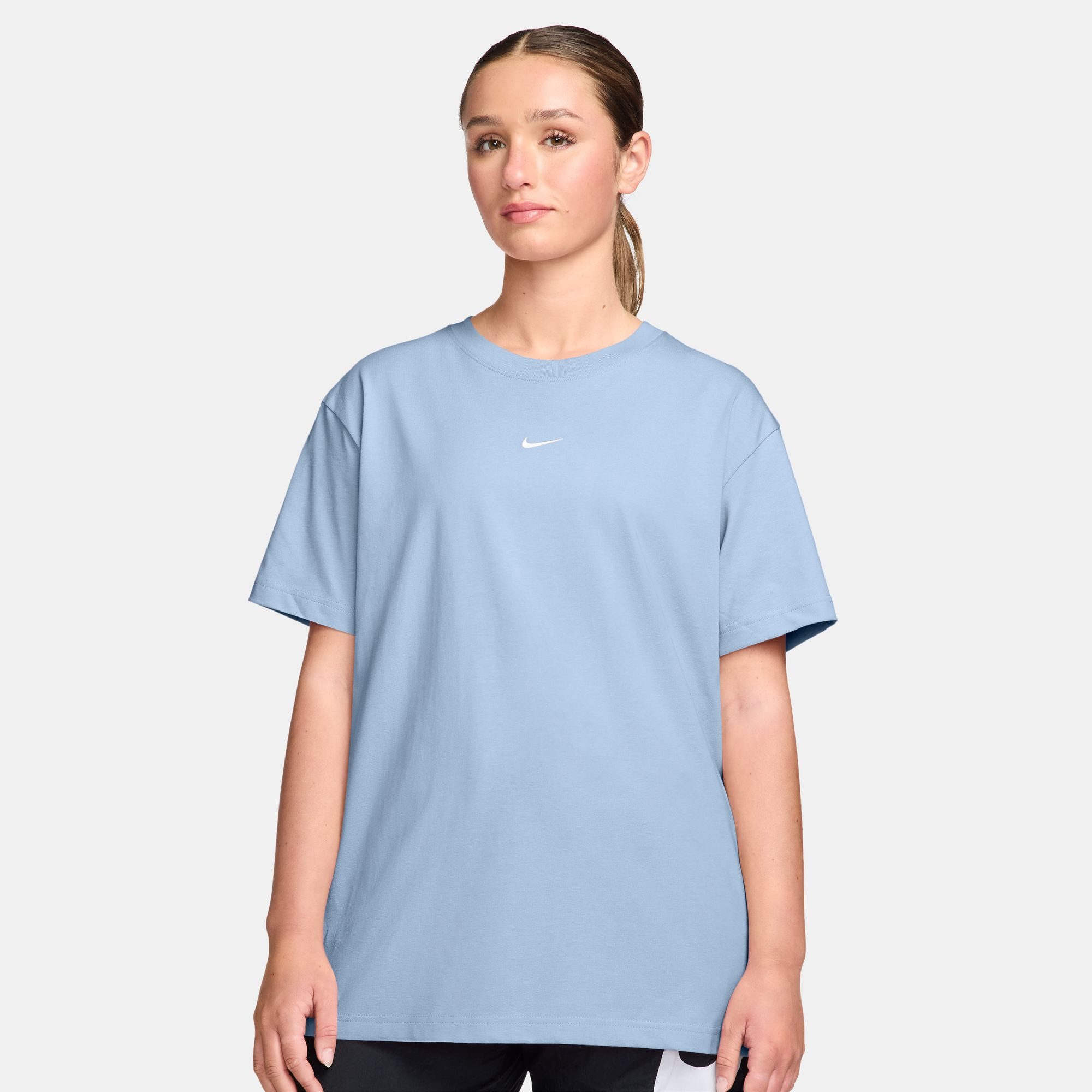 Nike Sportswear T-Shirt W NSW CLASSIC SS TEE sportliche Passform, Kurzarm, Rundhalsausschnitt