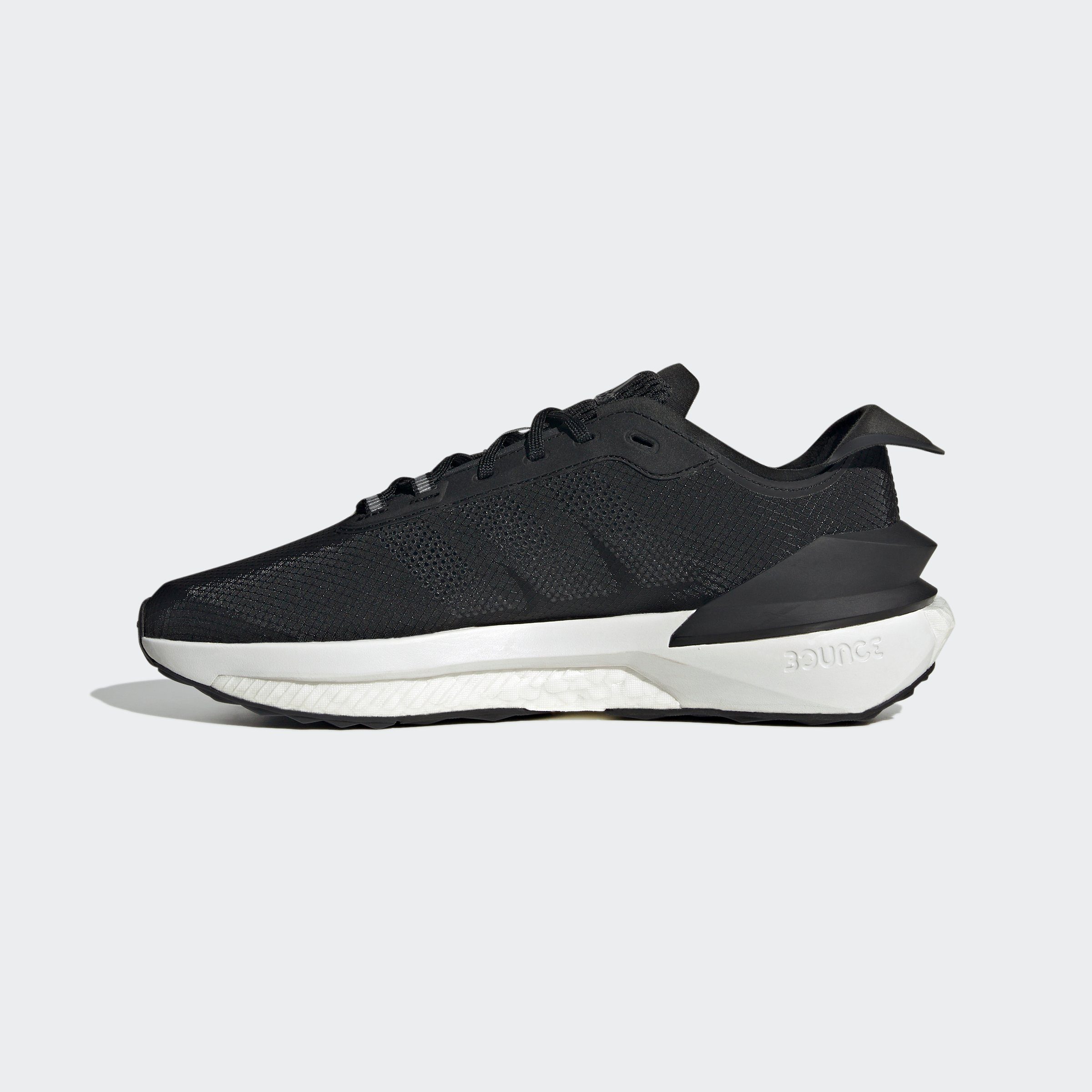 Three Carbon / Black Grey adidas Sneaker / Core Sportswear AVRYN