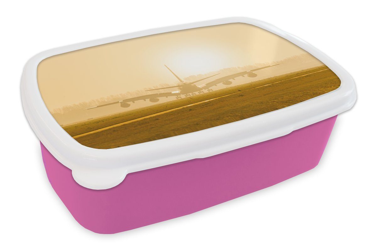Brotbox rosa bei Kunststoff Erwachsene, (2-tlg), Kunststoff, Snackbox, MuchoWow Schiphol für Lunchbox Flugzeuge Kinder, Brotdose Sonnenuntergang, in Mädchen,