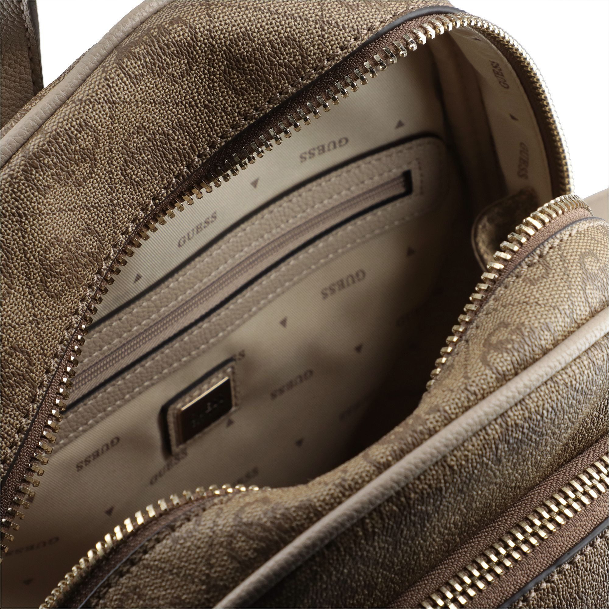 Guess Rucksack Manhattan II, Polyurethan