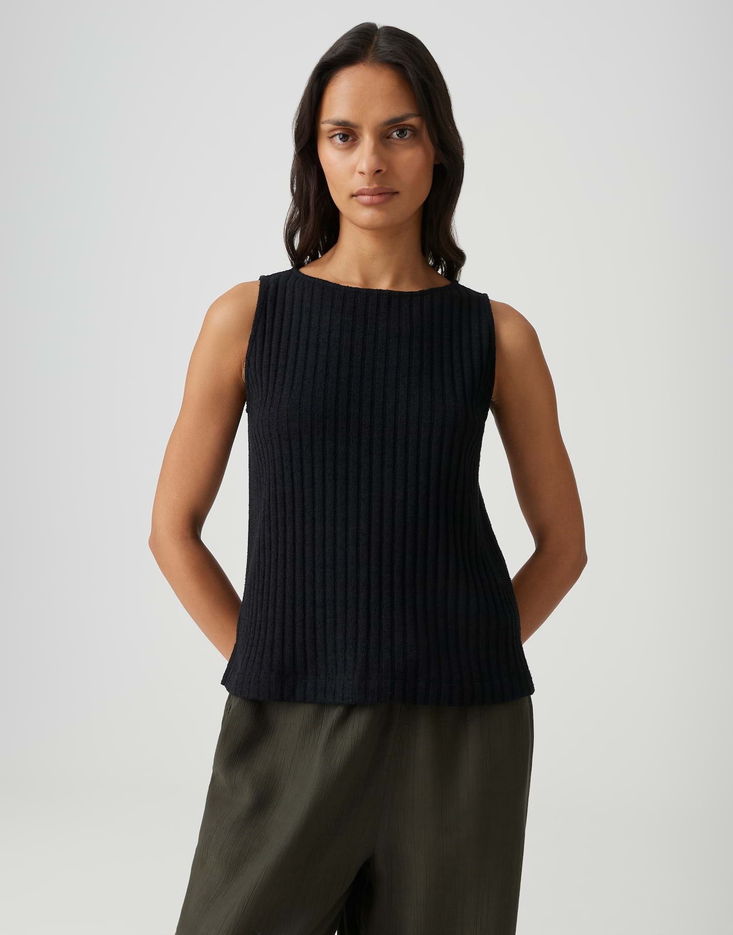 OPUS Shirttop Ipoma slit aus weichem Jersey mit Rippstruktur Seitenschlitze sorgen für angenehme Bewegungsfreiheit