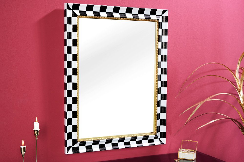 riess-ambiente Wandspiegel CHESS 80cm schwarz / weiß / gold · hoch & quer (Einzelartikel, 1-St), Flur · eckig · mit Rahmen im Schachbrett-Design · Handmade · Retro