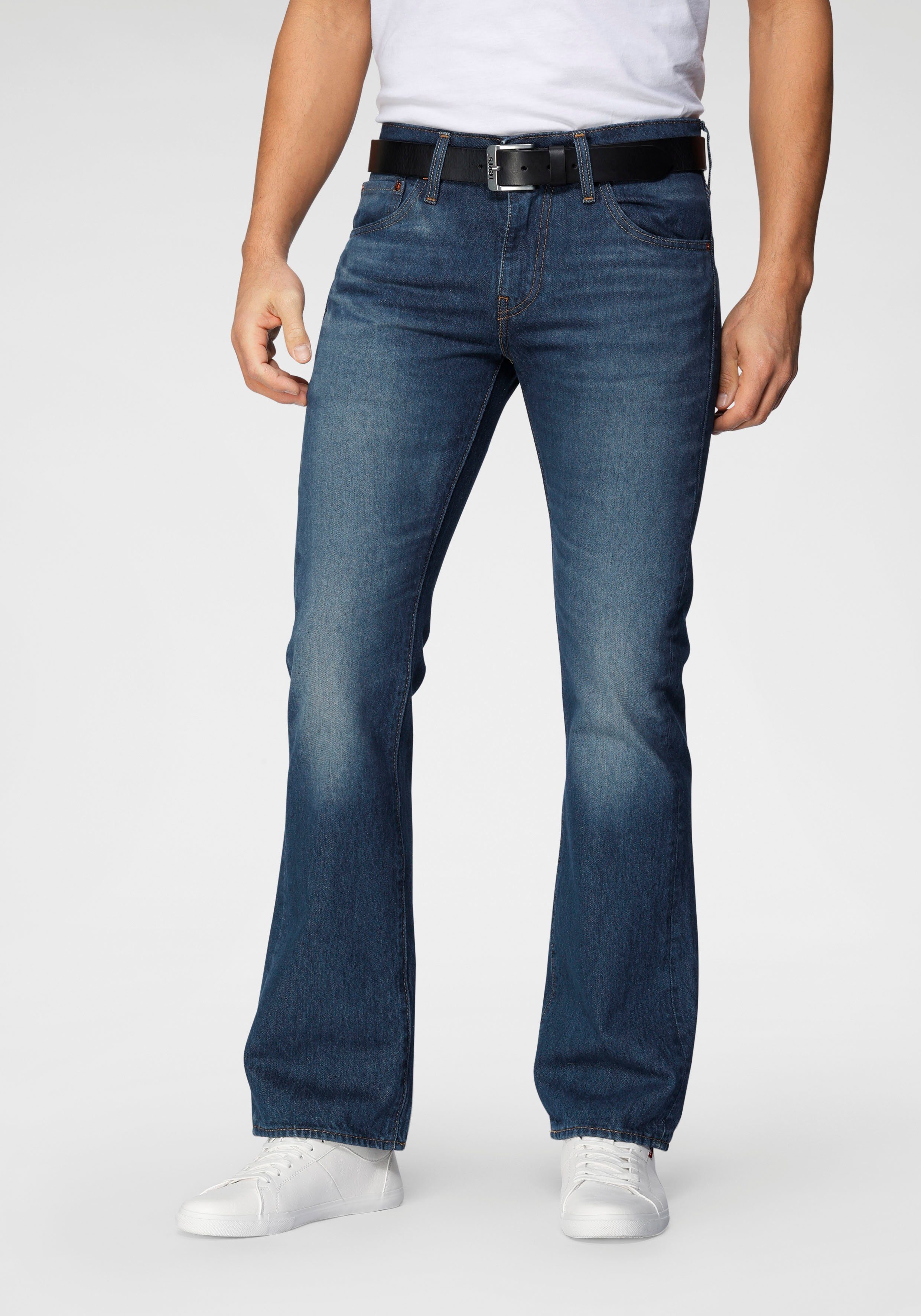 Levi's® Bootcut-Jeans »527™«, Jeans mit coolem, maskulinem Look online  kaufen | OTTO