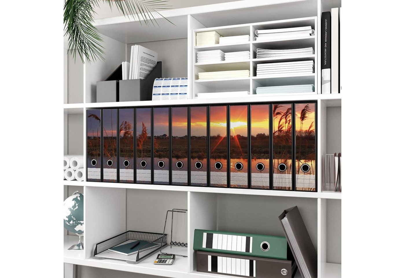 Thumbnail - Wallario Etiketten Sonnenuntergang über dem Fluss, Gräser im Wind, Ordnerrücken-Sticker in verschiedenen Ausführungen