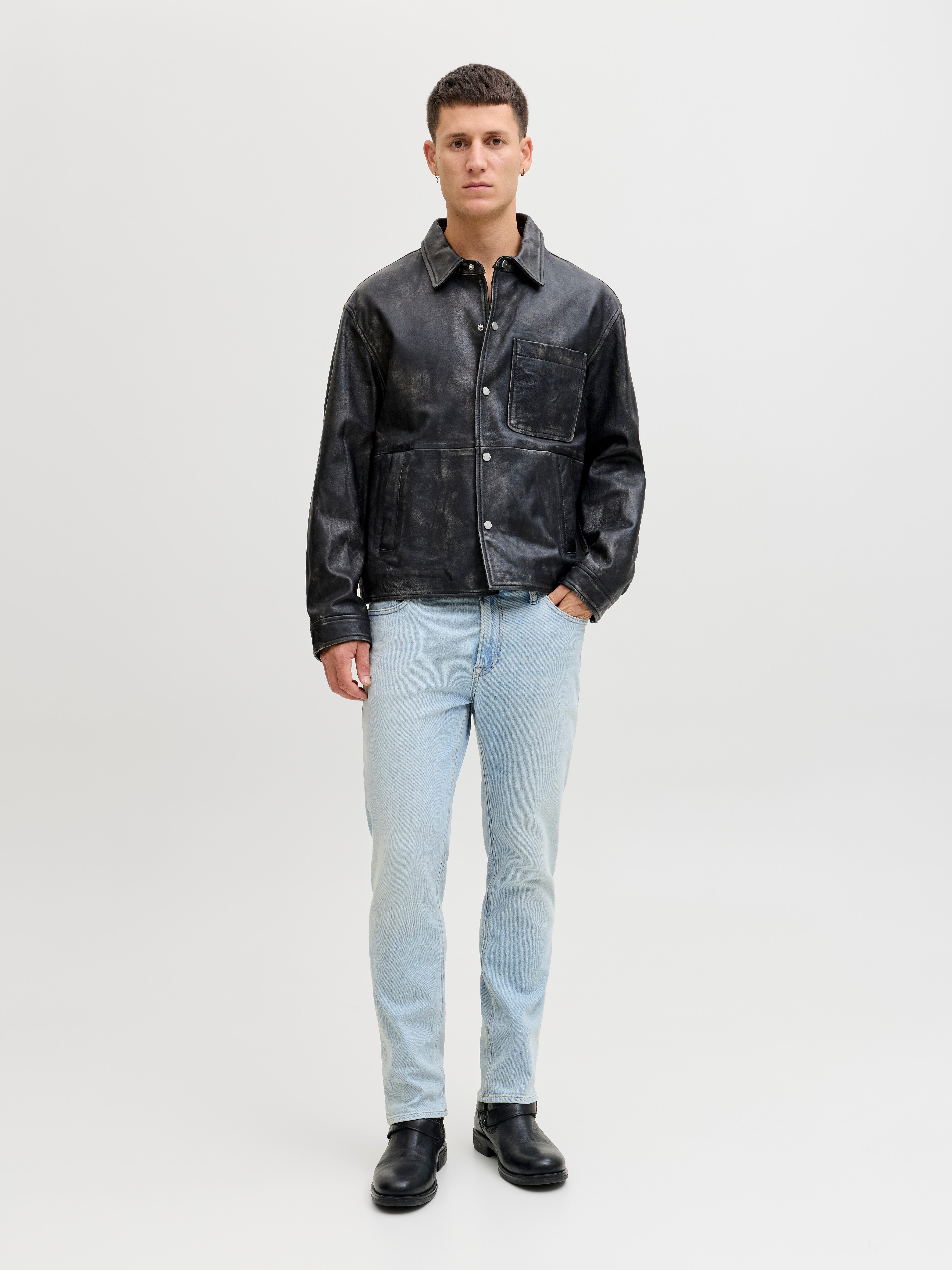 Jack & Jones Regular-fit-Jeans JJICLARK im Used-Look, Stretchkomfort und niedrige Leibhöhe Baumwollmischung, regular fit