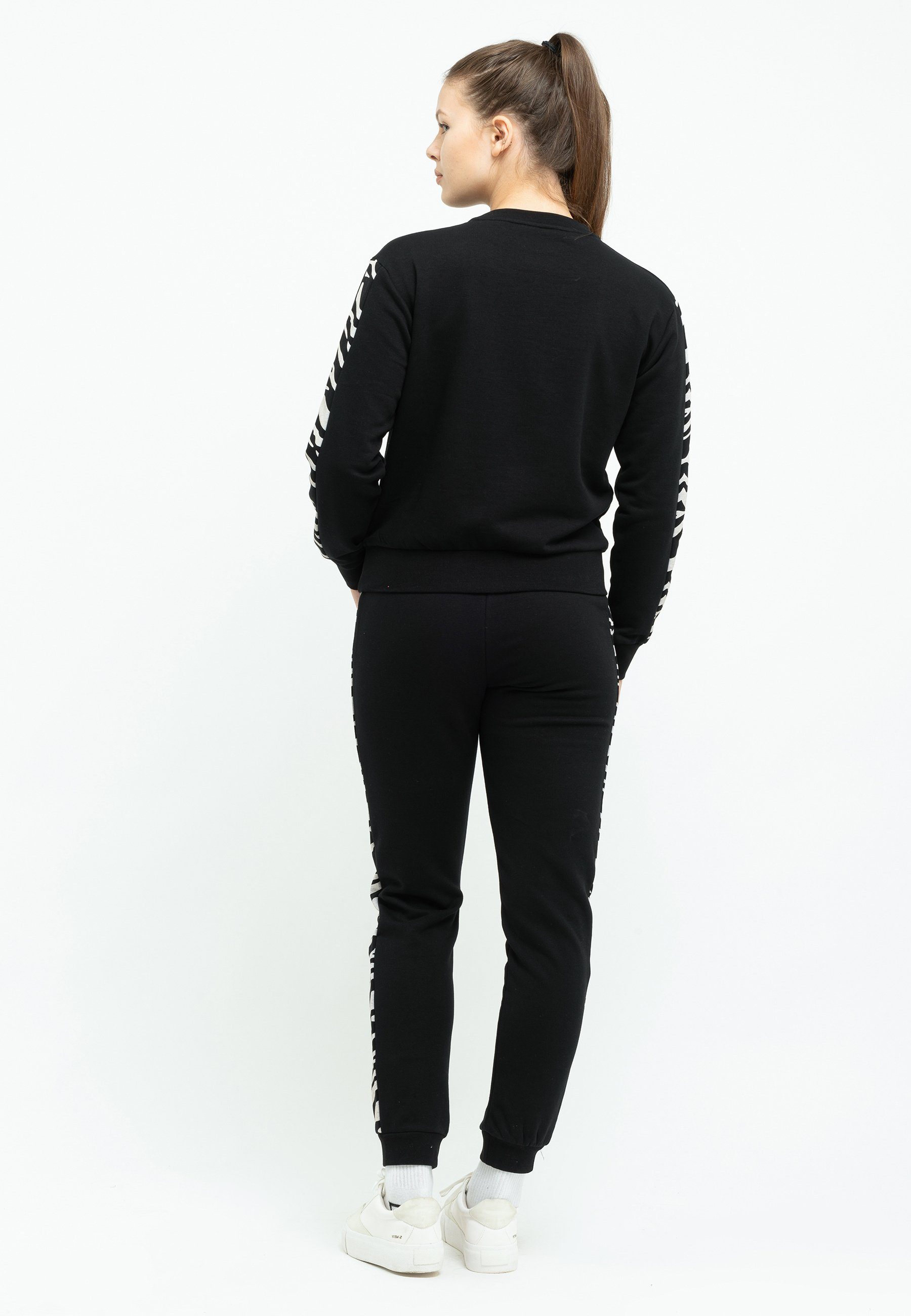 Tom Barron Freizeitanzug Tom Barron Zebra Pattern Sweatshirt And Pant Set, mit modernem Design