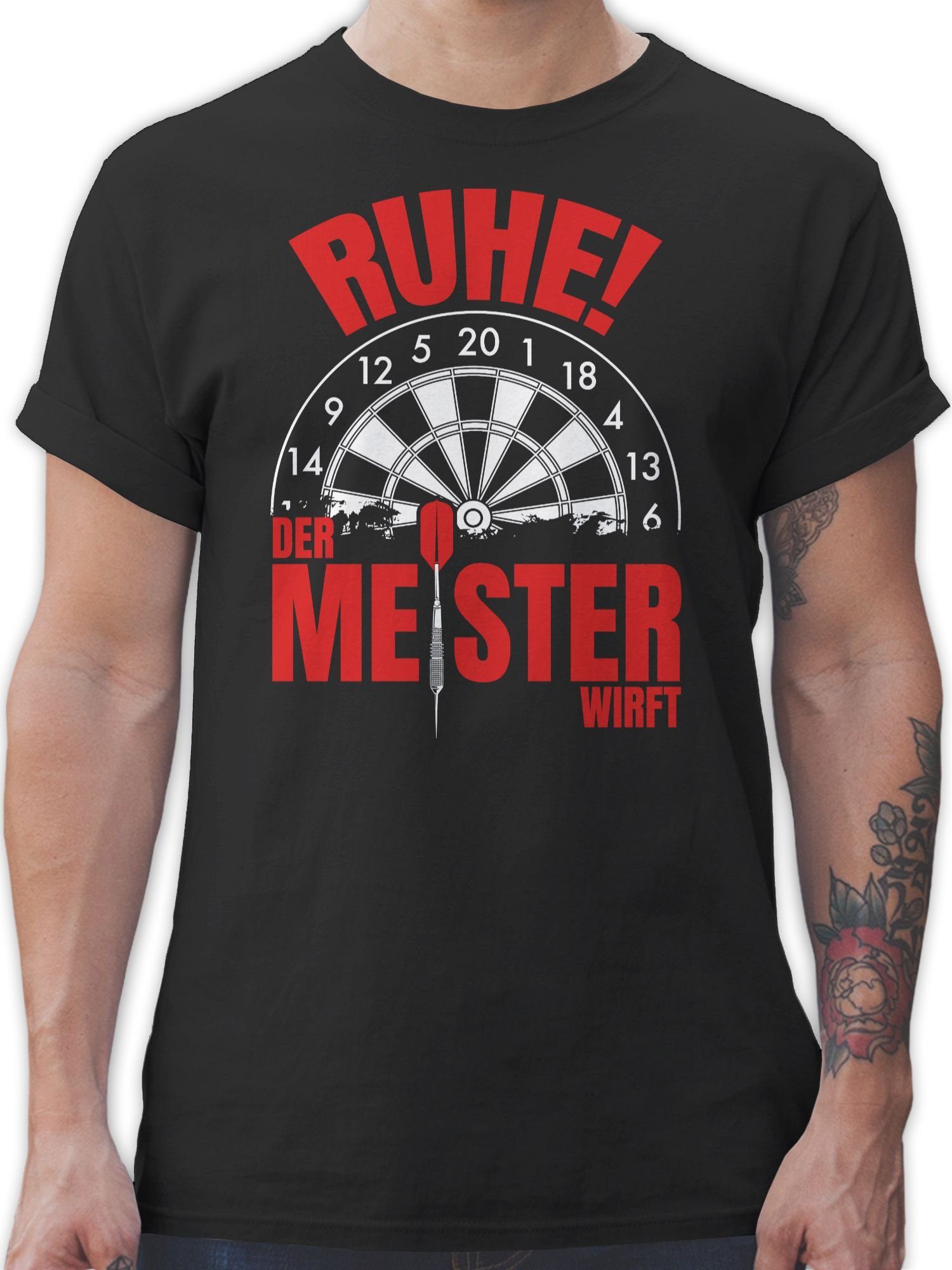 Shirtracer T-Shirt Ruhe! Der Meister wirft - Sport Zubehör - Herren Premium  T-Shirt t-shirts schwarz herren - t shirt dart - darts tshirt