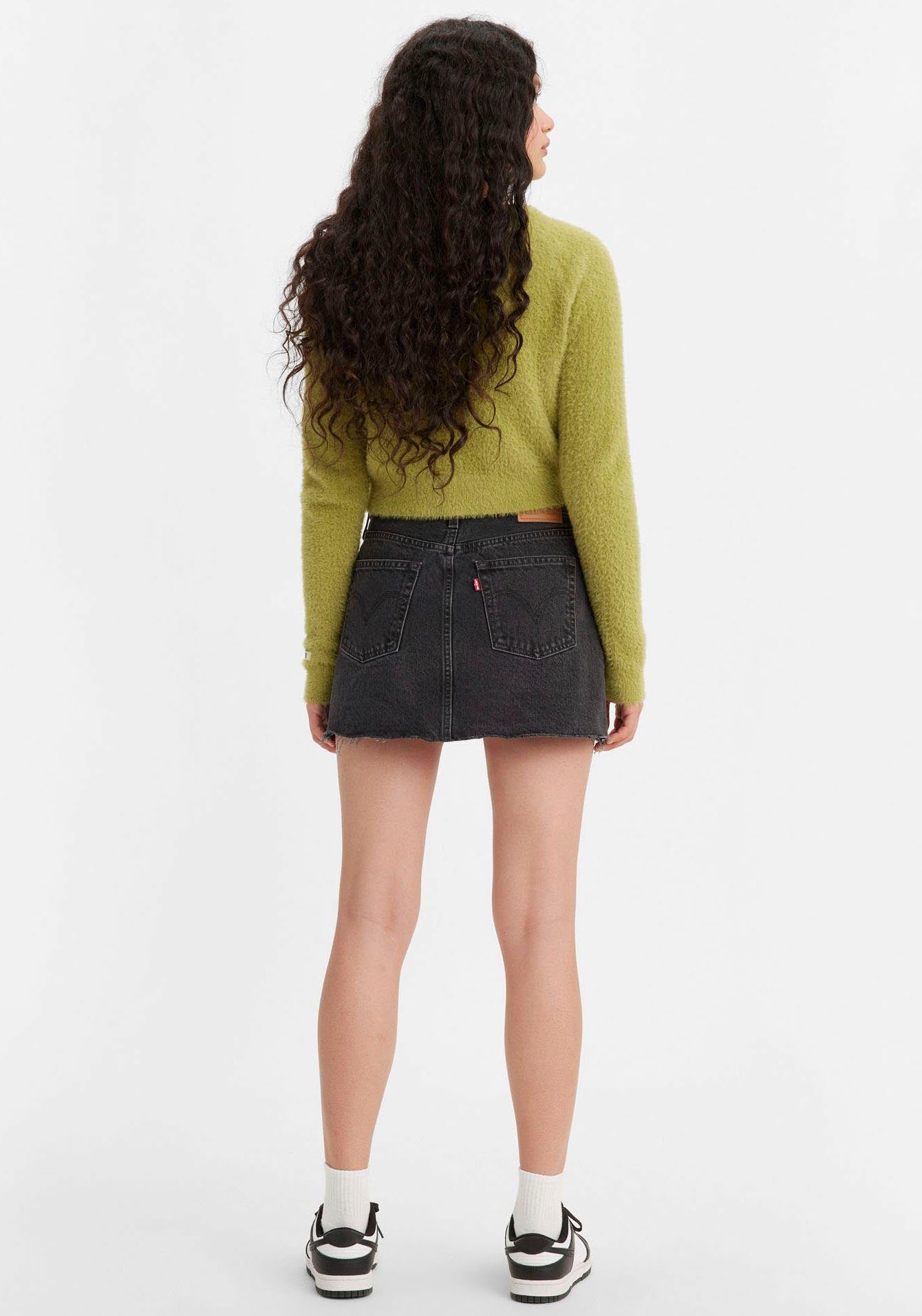 und Used-Effekten ausgefransten SKIRT Jeansrock mit Kanten blacks Levi's® ICON