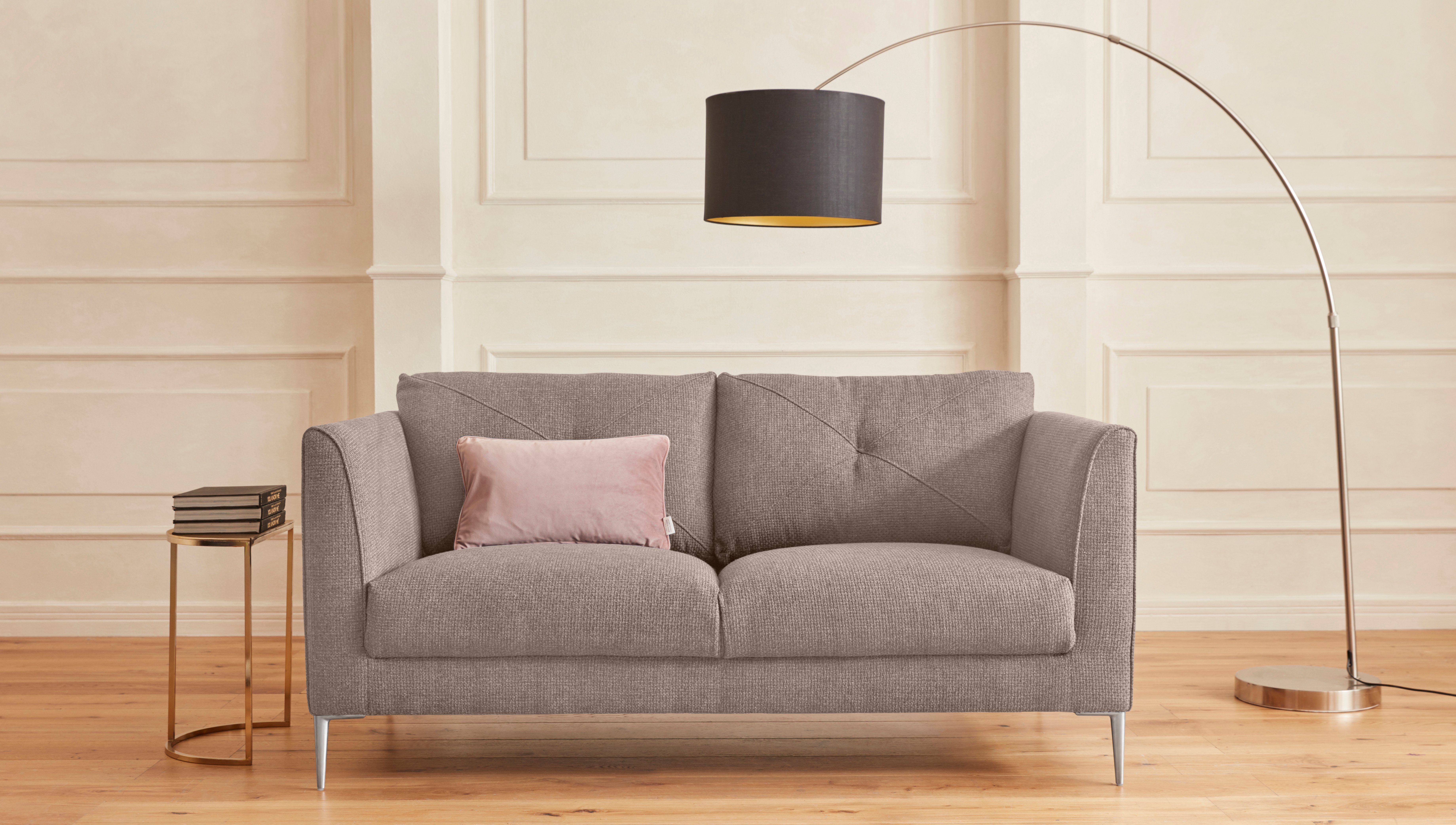 TRENDMANUFAKTUR 2-Sitzer Chilltime, elegant und bequem, Komfortsitzhöhe 46cm, hoher Fuß, mit eleganter Kreuznaht in den Rückenkissen, Breite 167 cm
