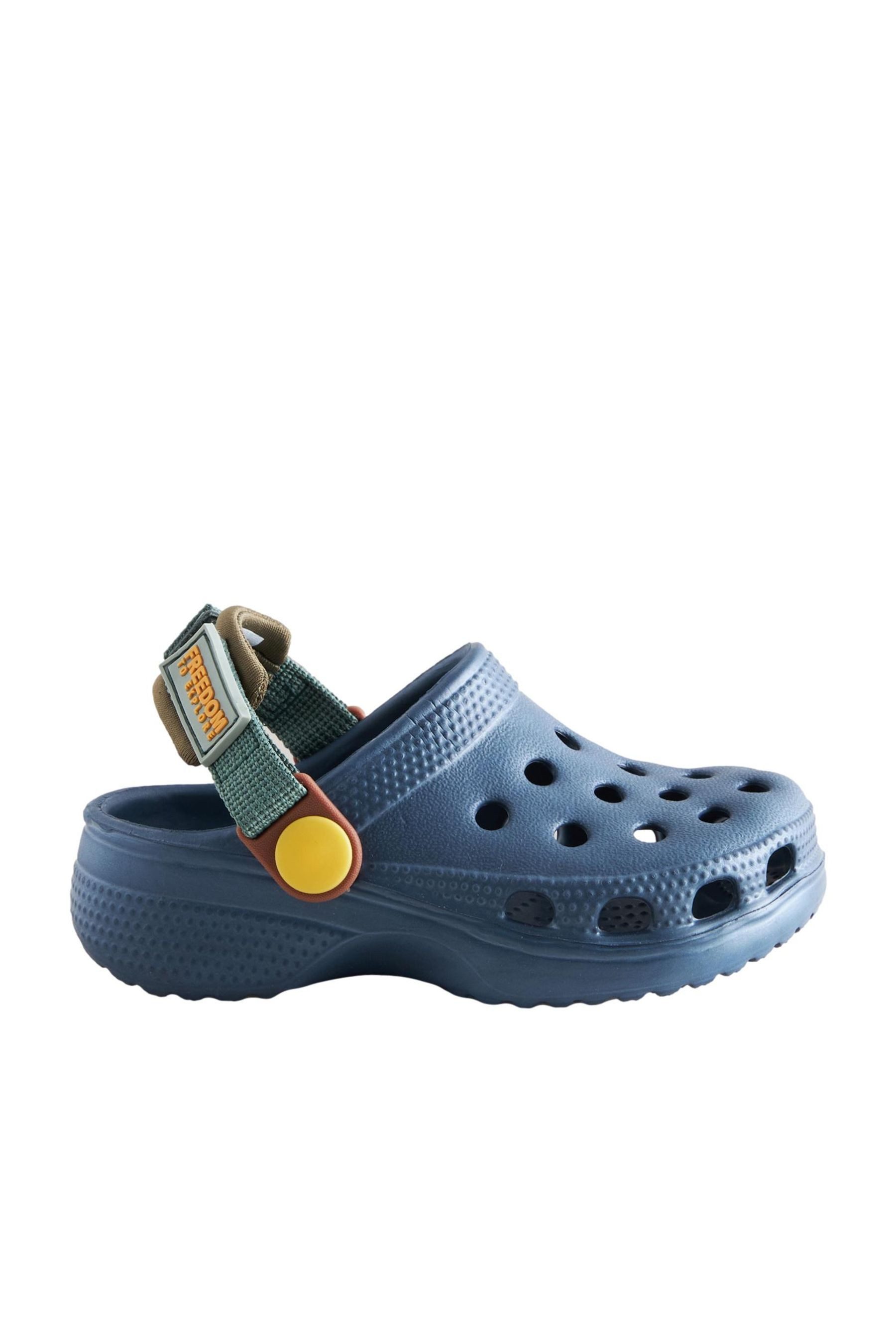 Clogs mit Fersenriemen Clog