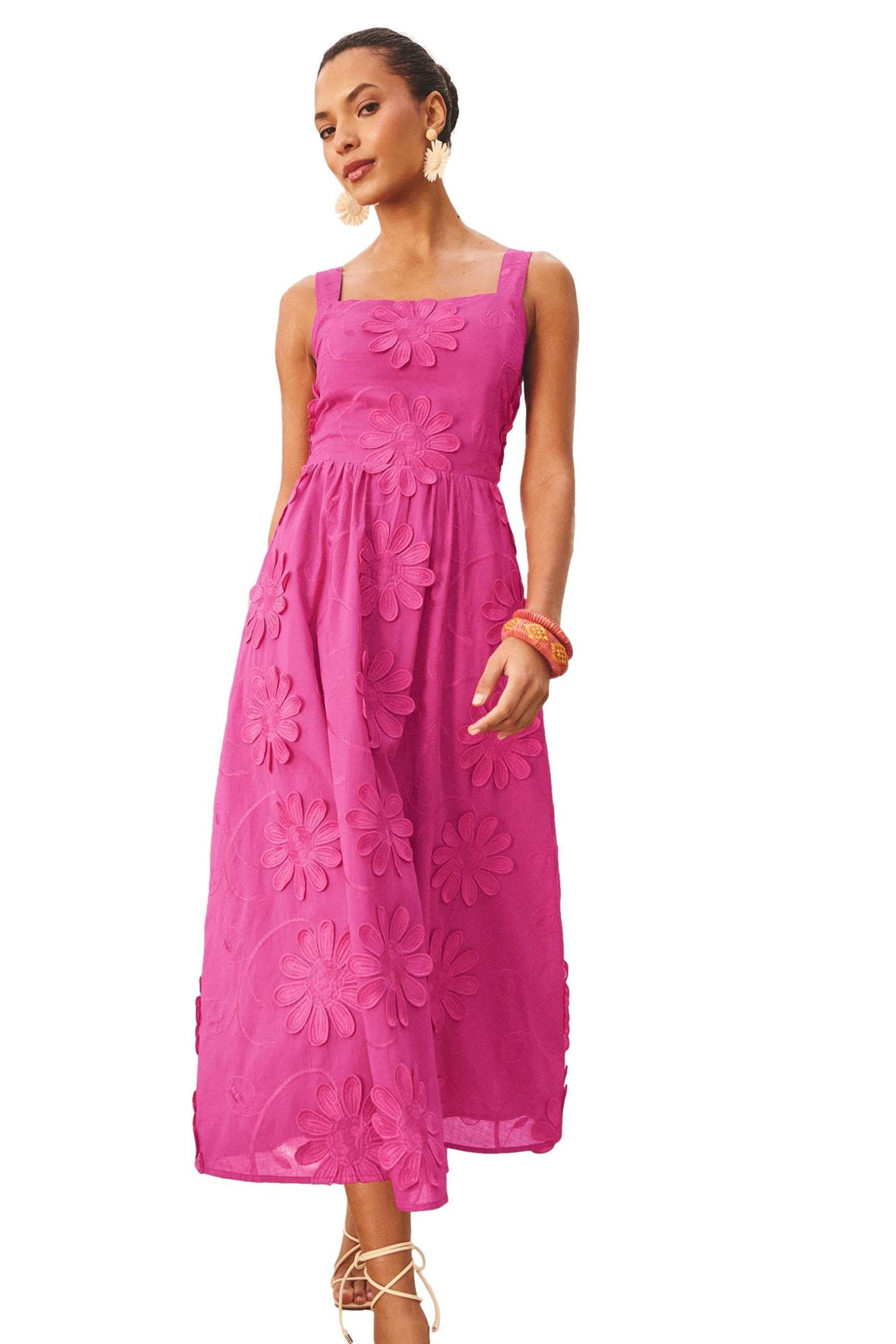 Love & Roses Sommerkleid Love & Roses Sommerkleid mit 3D-Blumen (1-tlg)