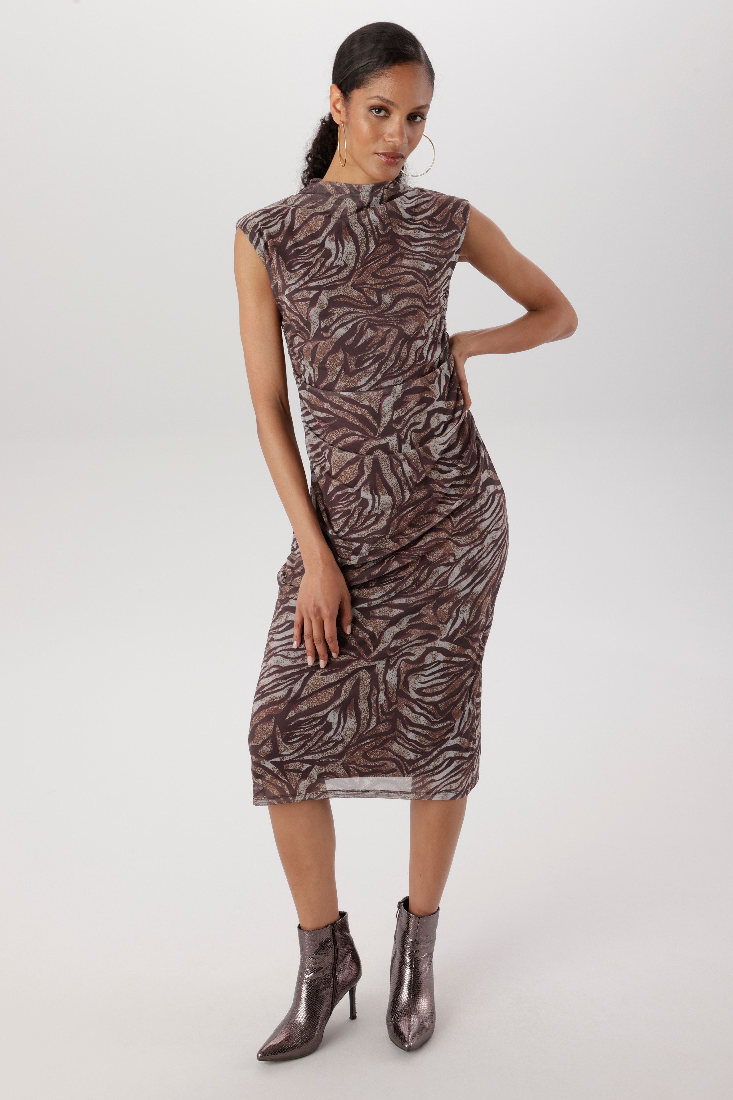 Aniston SELECTED Midikleid In Mesh-Qualiät und im angesagten Animalprint