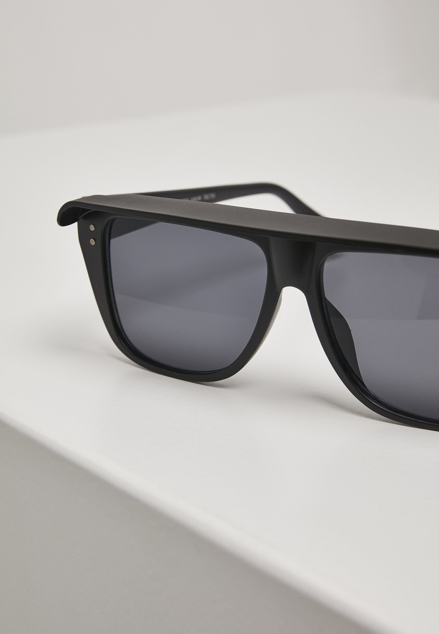 Visor 108 CLASSICS Sunglasses Sonnenbrille URBAN Accessoires Chain