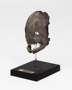 iTEMLAB Merchandise-Figur Dead by Daylight Replika "Trapper Mask", limitierte Auflage, hochpräzises Replikat