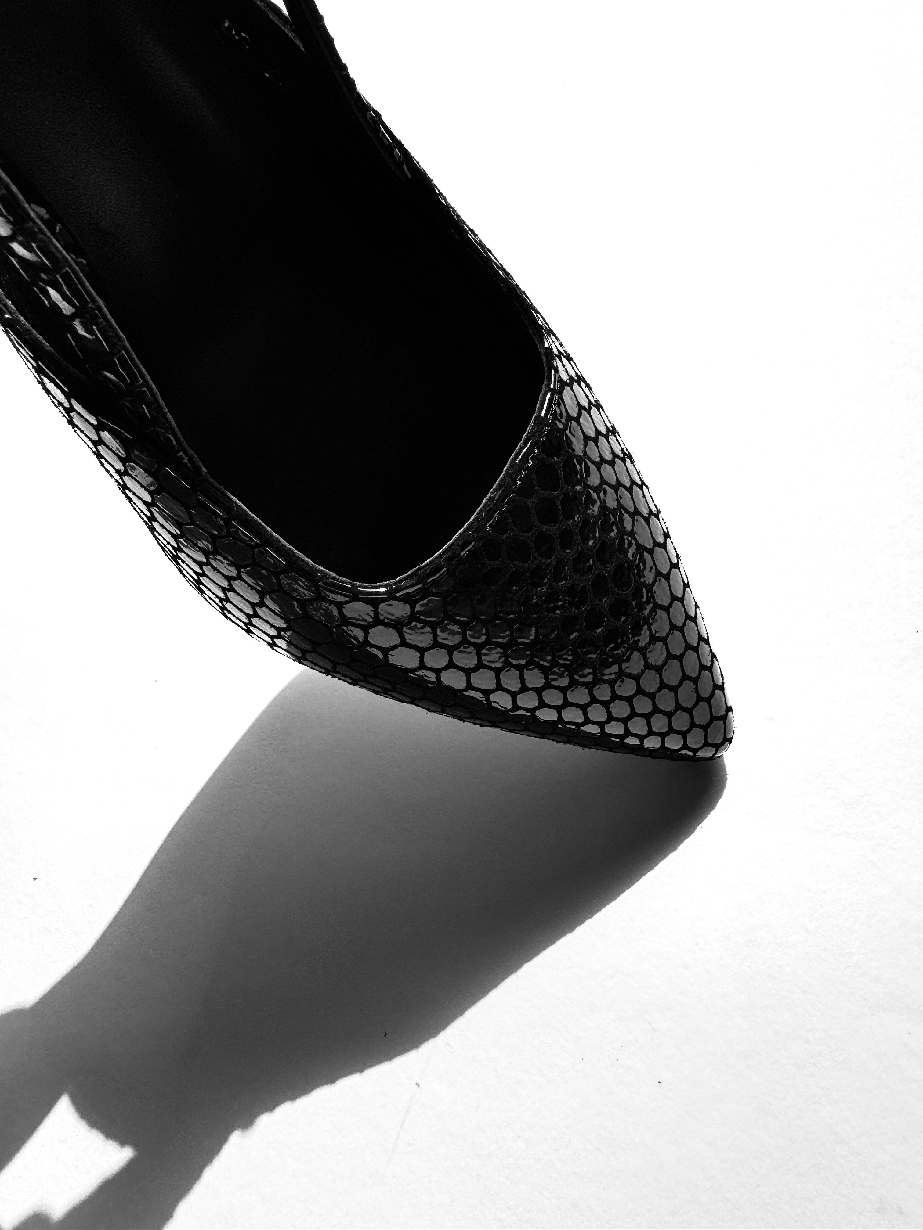 GosiaK. Alicia Slingpumps aus echtem Leder