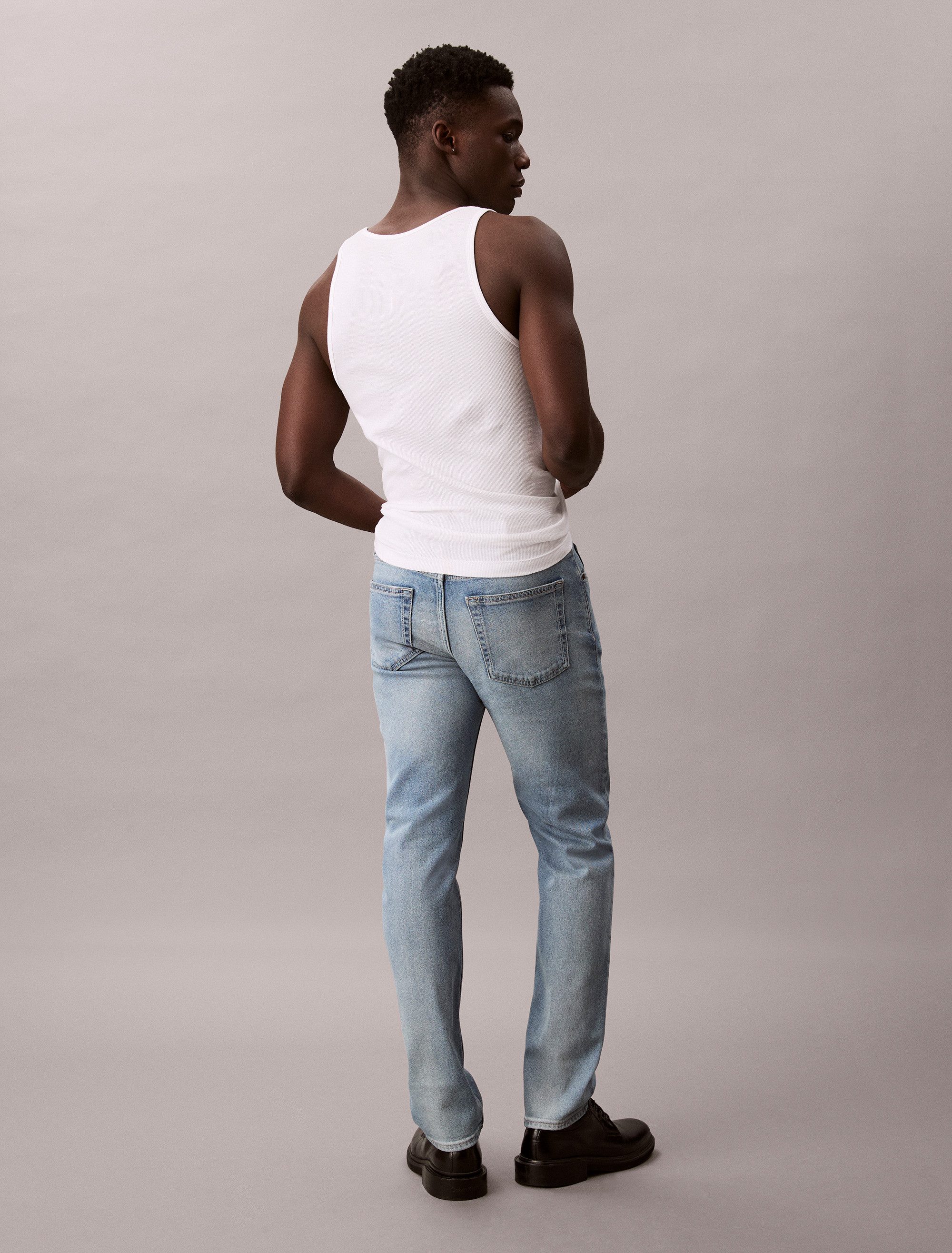 Calvin Klein Slim-fit-Jeans used washed, Slim Straight Fit, Logopatch am Bu günstig online kaufen