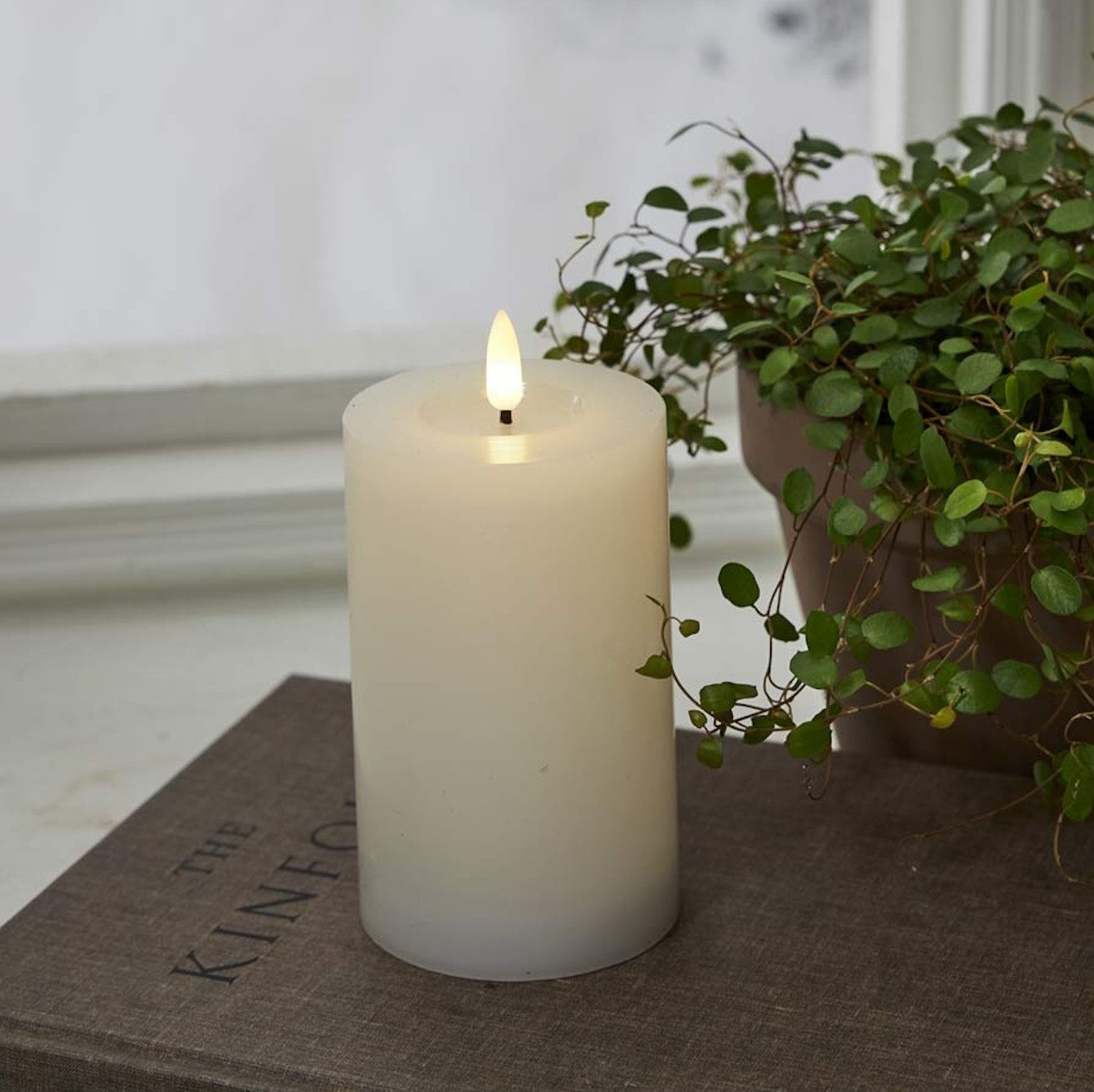 STAR TRADING LED-Kerze Flame Flow Echtwachs Wachsspiegel weiß günstig online kaufen