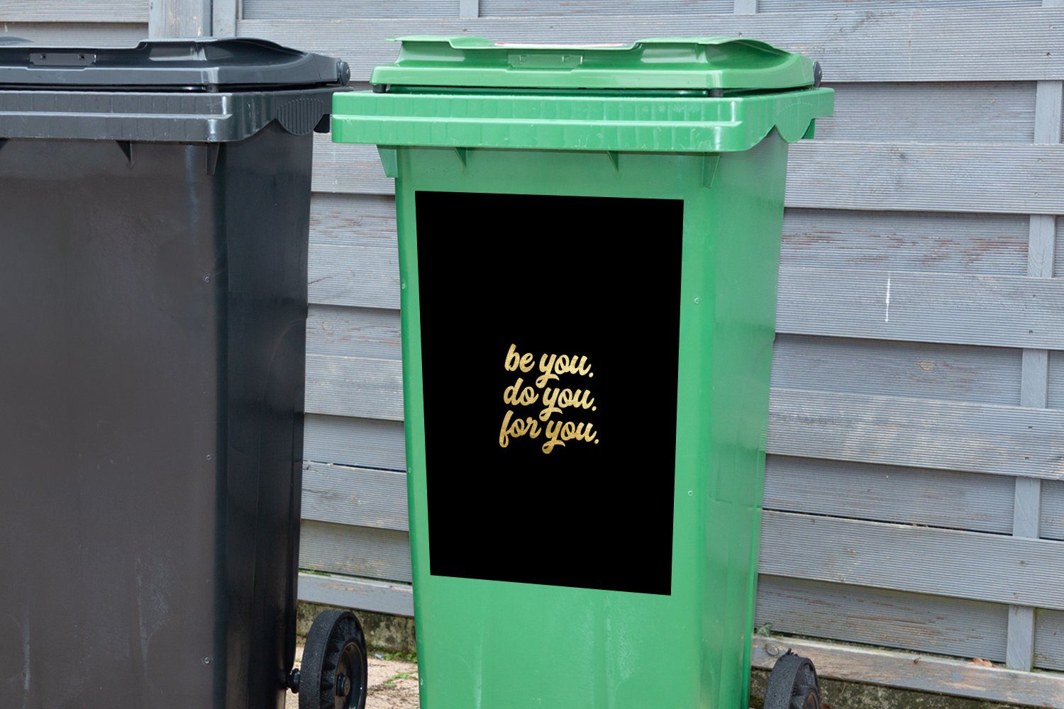 MuchoWow Wandsticker (1 Selbstvertrauen - Container, Mülltonne, Mülleimer-aufkleber, Gold Abfalbehälter St), Schwarz - Sticker, - Zitat