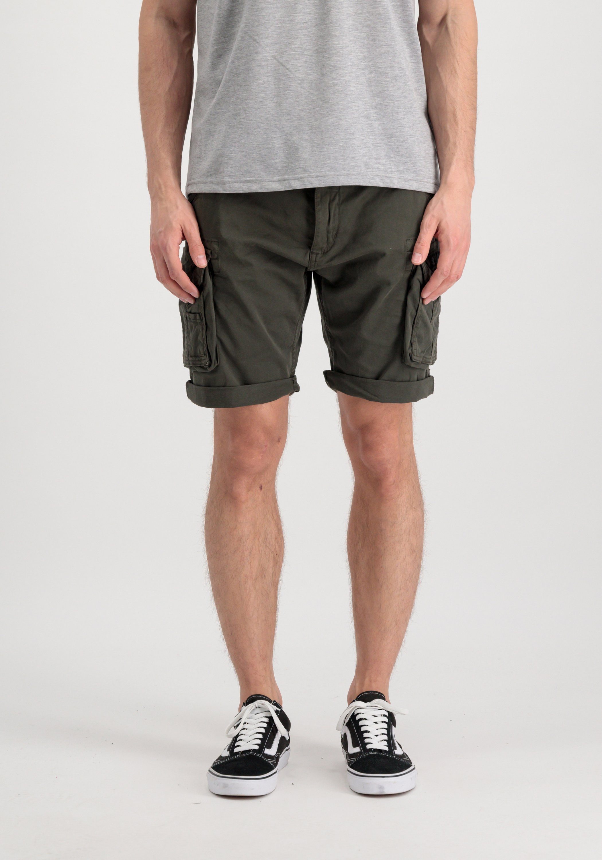 Alpha Alpha Industries Shorts Crew Industries greyblack Short Shorts Men -