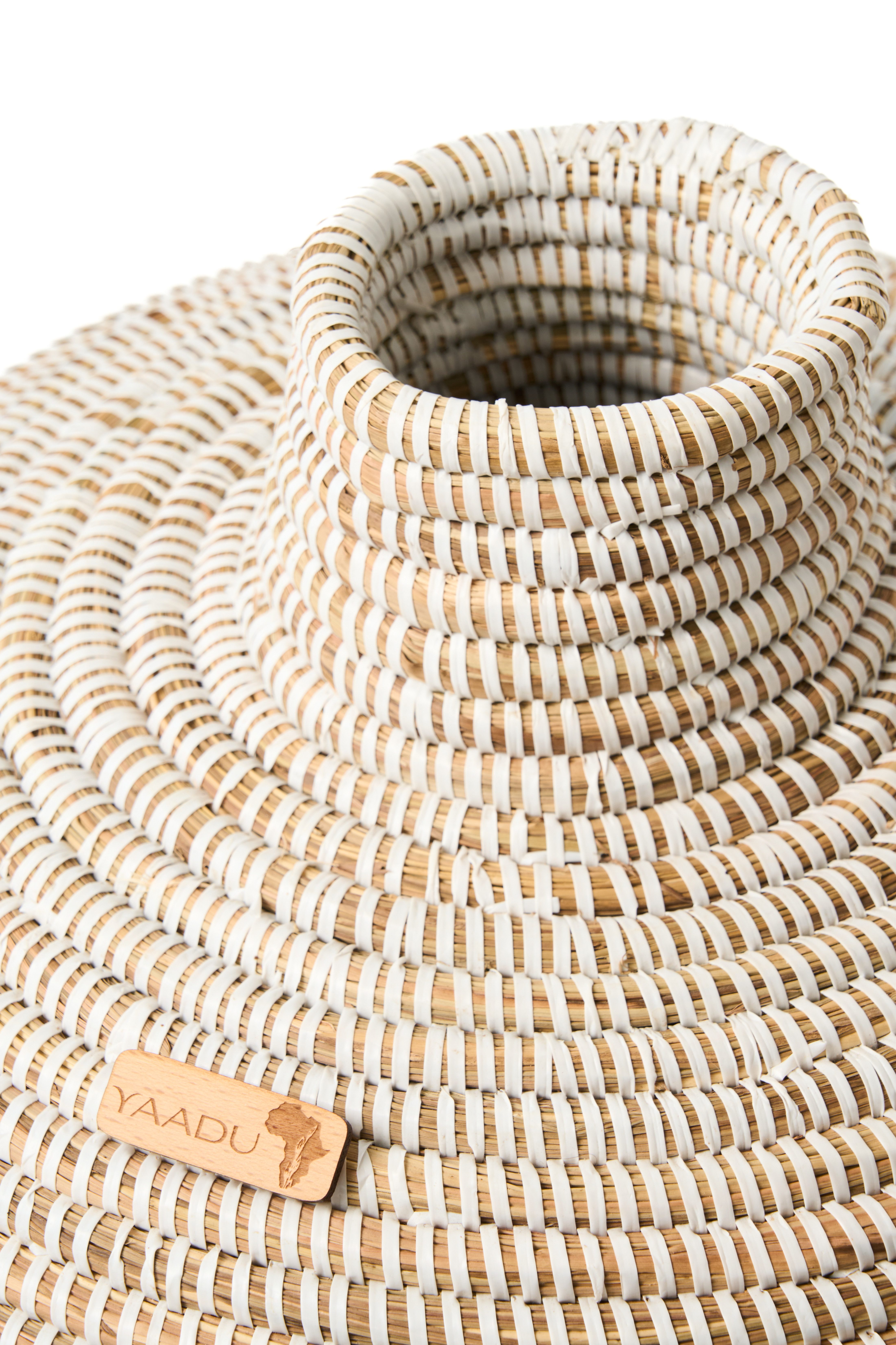 YAADU Bodenvase handgeflochtene Vase - Höhe ca. 37 cm - Trockenblumen, Gräser (Einzelartikel, 1 Vase), Handgefertigt in Afrika aus traditioneller Flechtkunst
