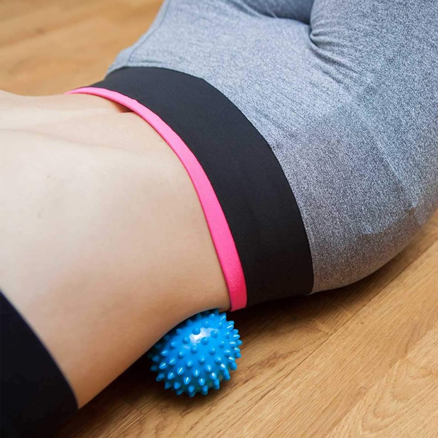 #DoYourFitness Massageball "Nica", 1-tlg., Igelball, ideal für punktuelle Massage für Rücken, Waden, Nacken, Schultern etc.