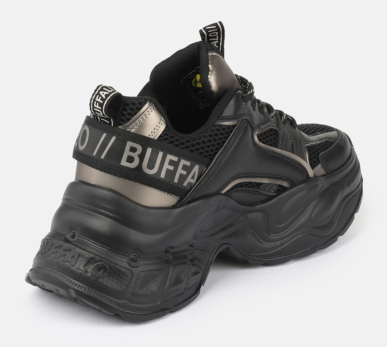 Buffalo Yuno one Plateausneaker Halbschuh, Schnürschuh, Retro-Sneaker mit Memory Foam Innensohle