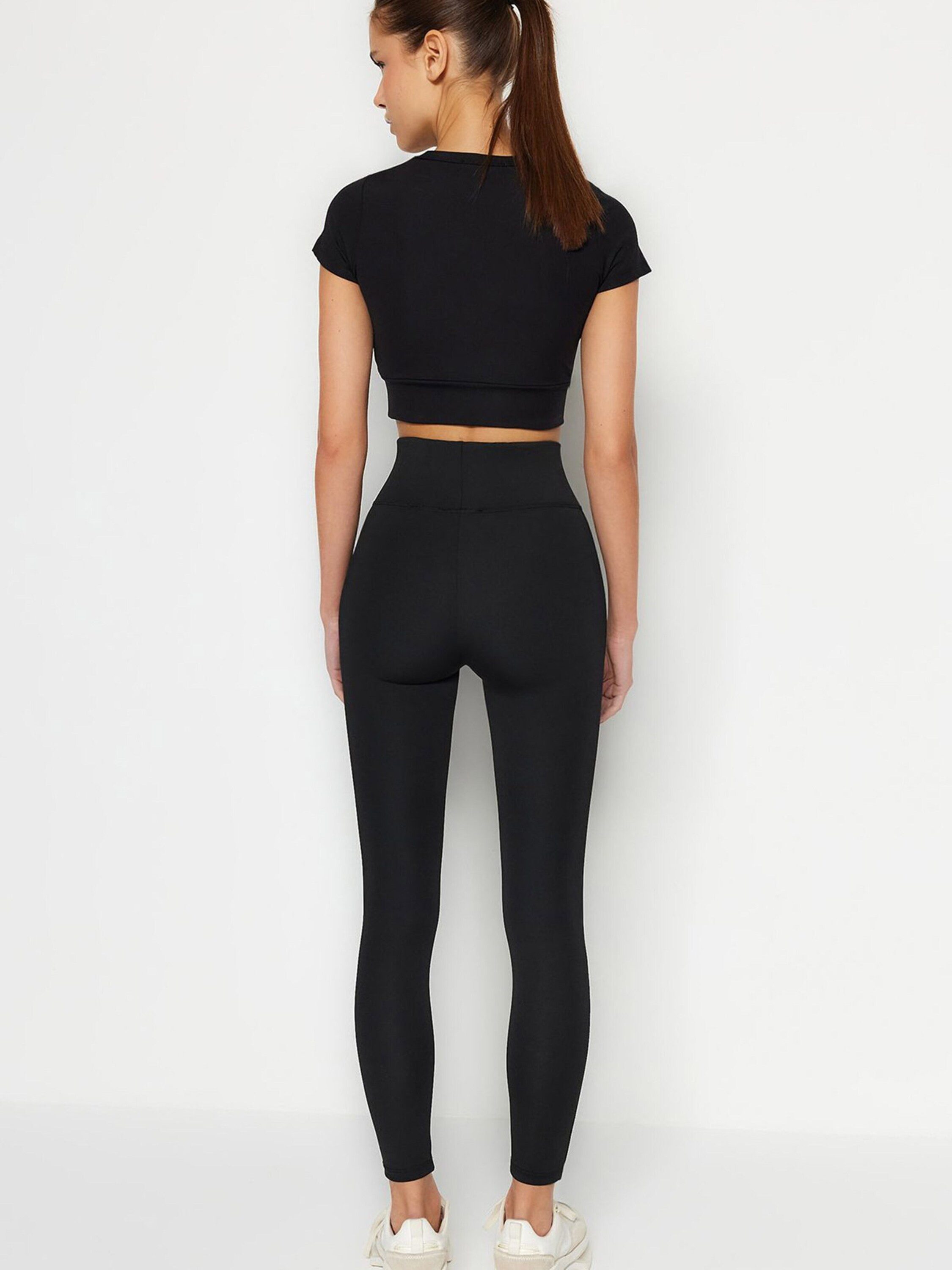 Trendyol Sporthose (1-tlg) Plain/ohne Details