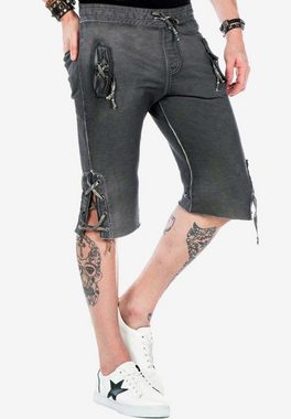 Cipo & Baxx Shorts im traditionellen Trachten-Look