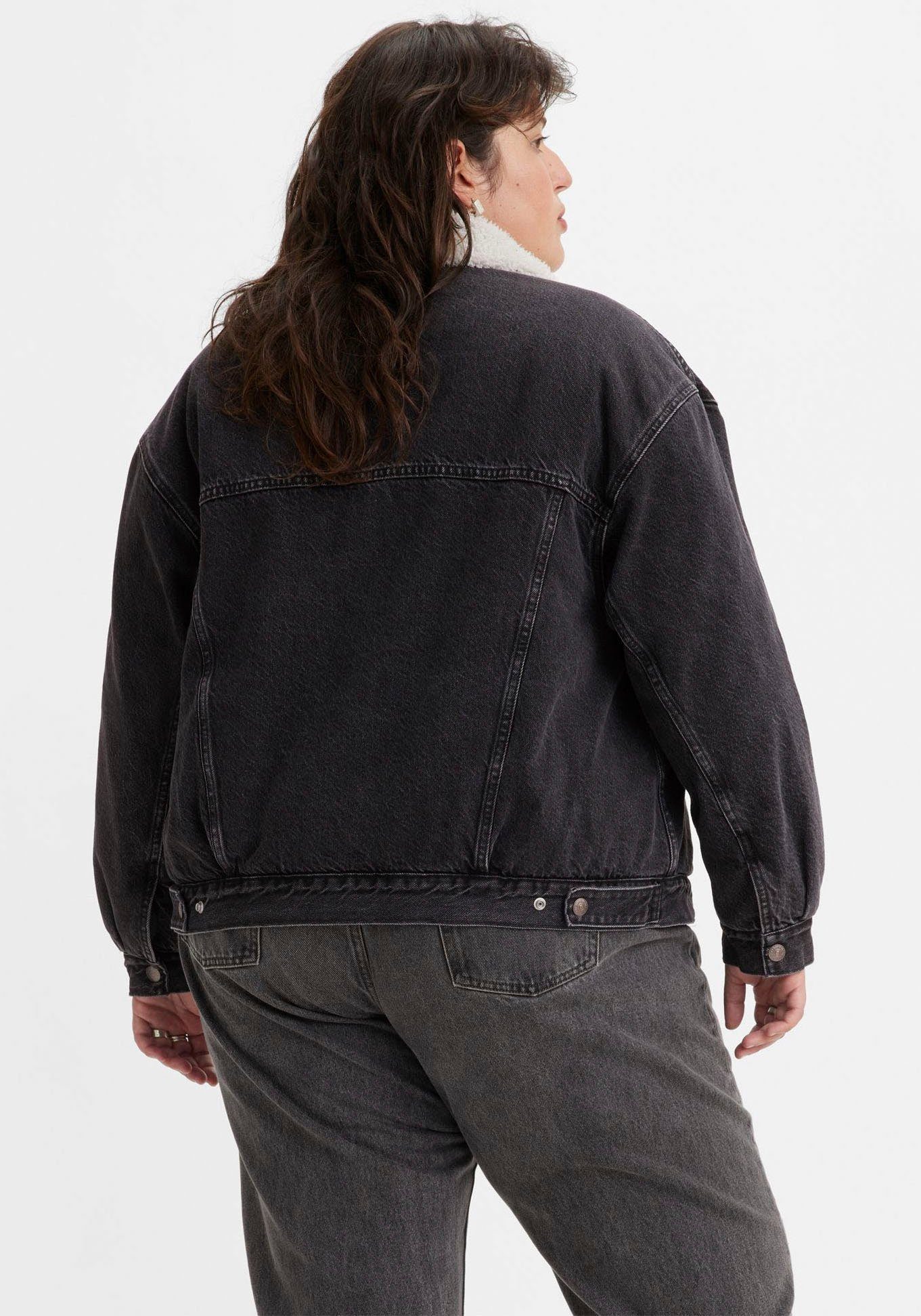 Druckknopfleiste TRUCKER Levi's® 90S Jeansjacke schwarz mit SHERPA Plus