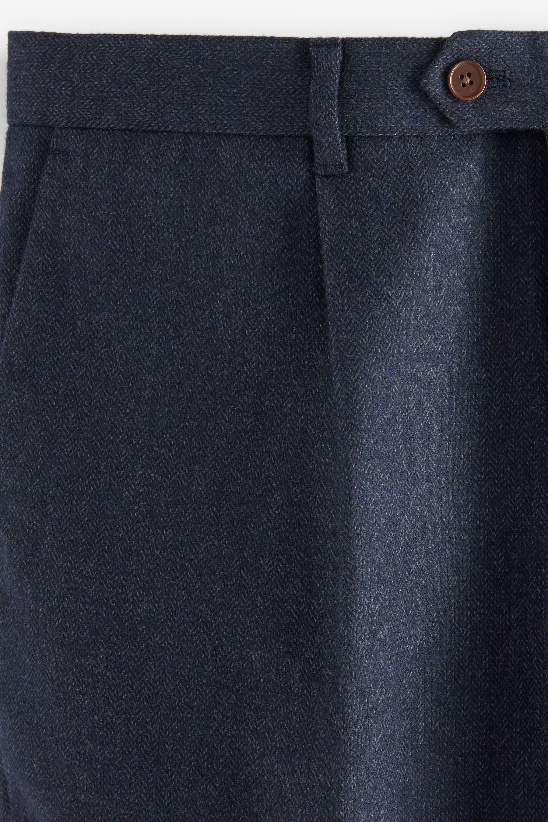 Stoffhose Blue Elegante (1-tlg) Herringbone Navy Bundfaltenhose-Relaxed-Tapered-Fit Next