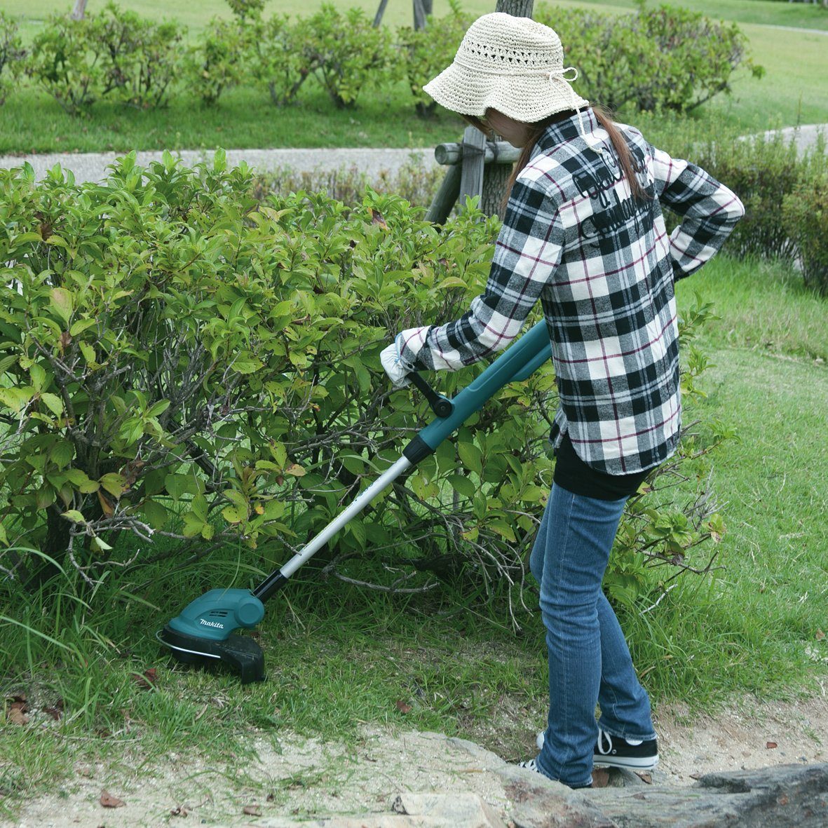 Makita Akku-Rasentrimmer DUR181 günstig online kaufen