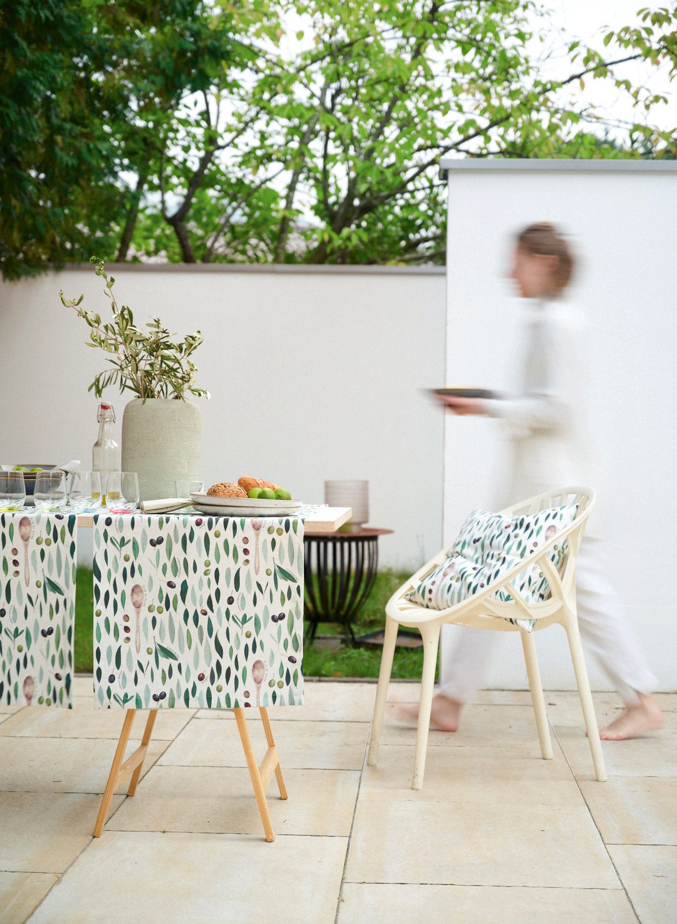 APELT Tischdecke 7007 (1-tlg), Olivendesign als all-over
