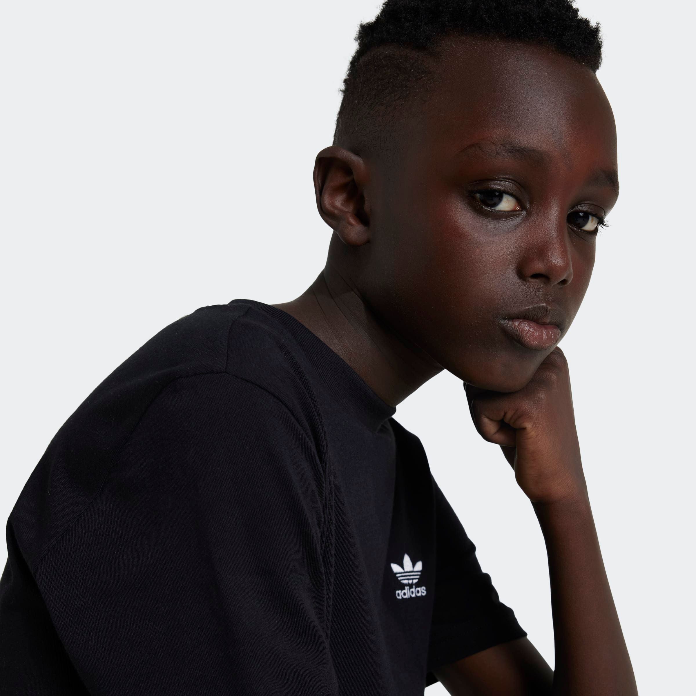 adidas Originals T-Shirt TEE für Kinder und Teens, mit gerippten Details, mit Rundhalsausschnitt