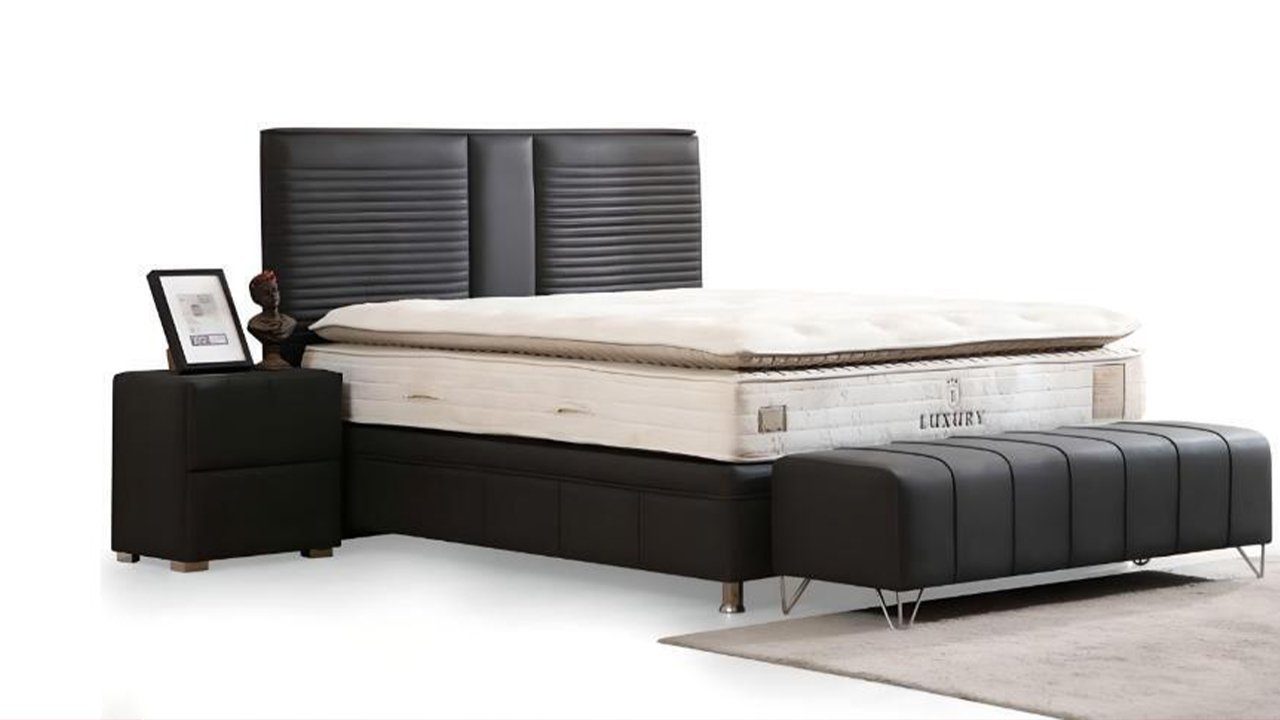 2x Luxus Set Europe Hocker Modern Design JVmoebel Schlafzimmer In 4tlg, Nachttische Made Schlafzimmer-Set Bett