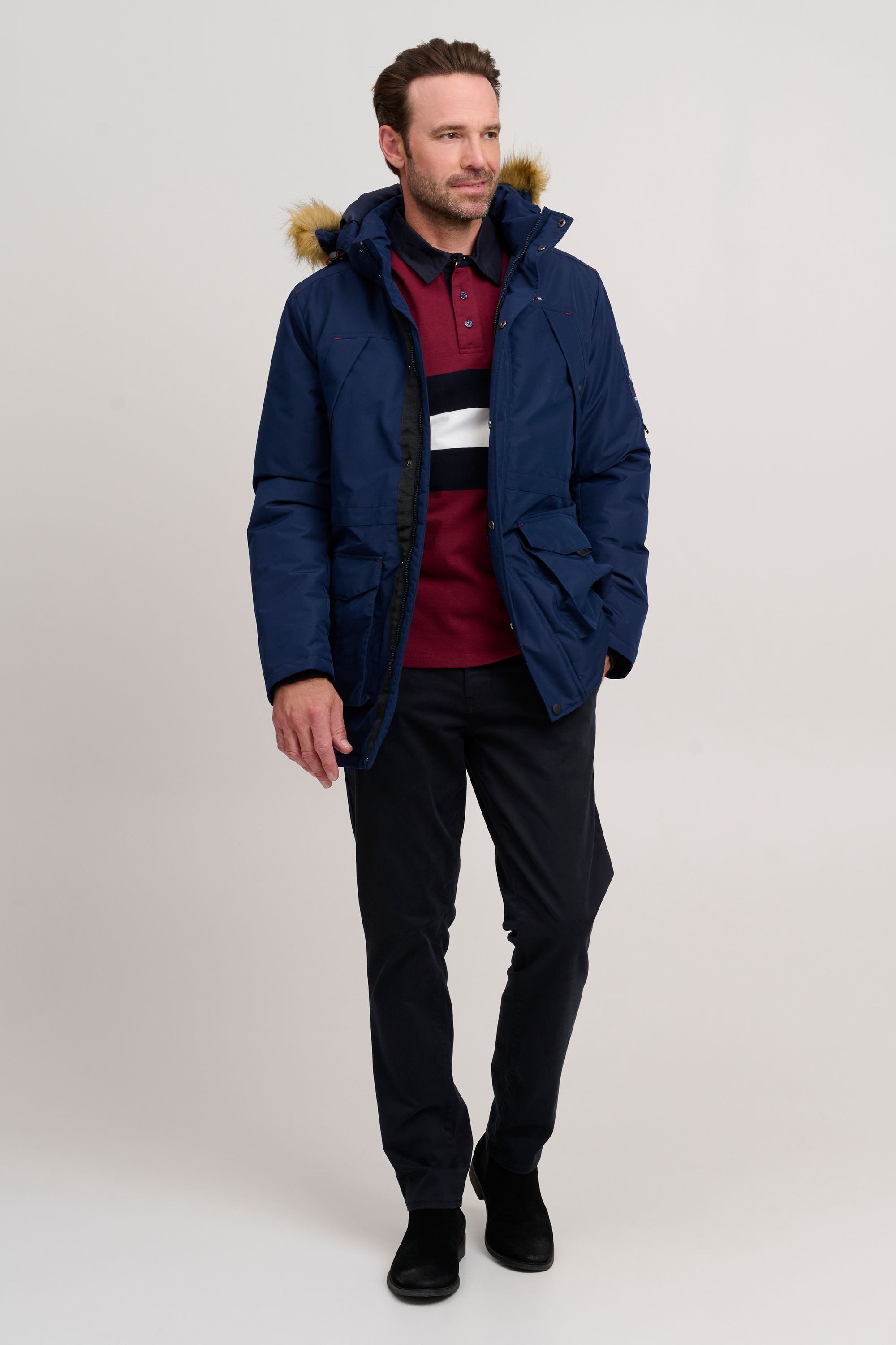 FQ1924 Winterjacke FQAegir Modische Winterjacke mit Fellimitat-Kragen günstig online kaufen