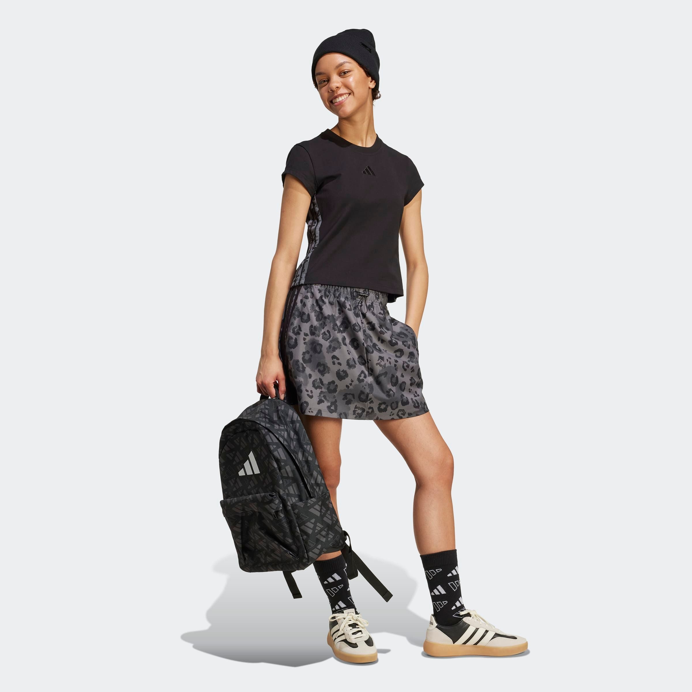 adidas Sportswear T-Shirt ANIMAL PRINT 3-STRIPES sportlicher Schnitt, kurze Ärmel, mit Leopardenprint