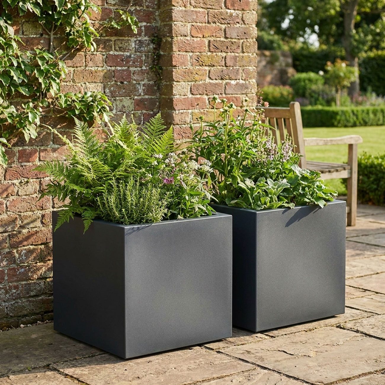 Prosperplast Blumentopf Pflanzkasten Anthrazit 38cm, 25L Blumentopf, quadratisch, frostsicher (2 St., 1er-Set & 2er-Set & 3er-Set), Quadratischer 25L Kunststoff-Pflanzkübel mit UV-Schutz & Wasserauslass