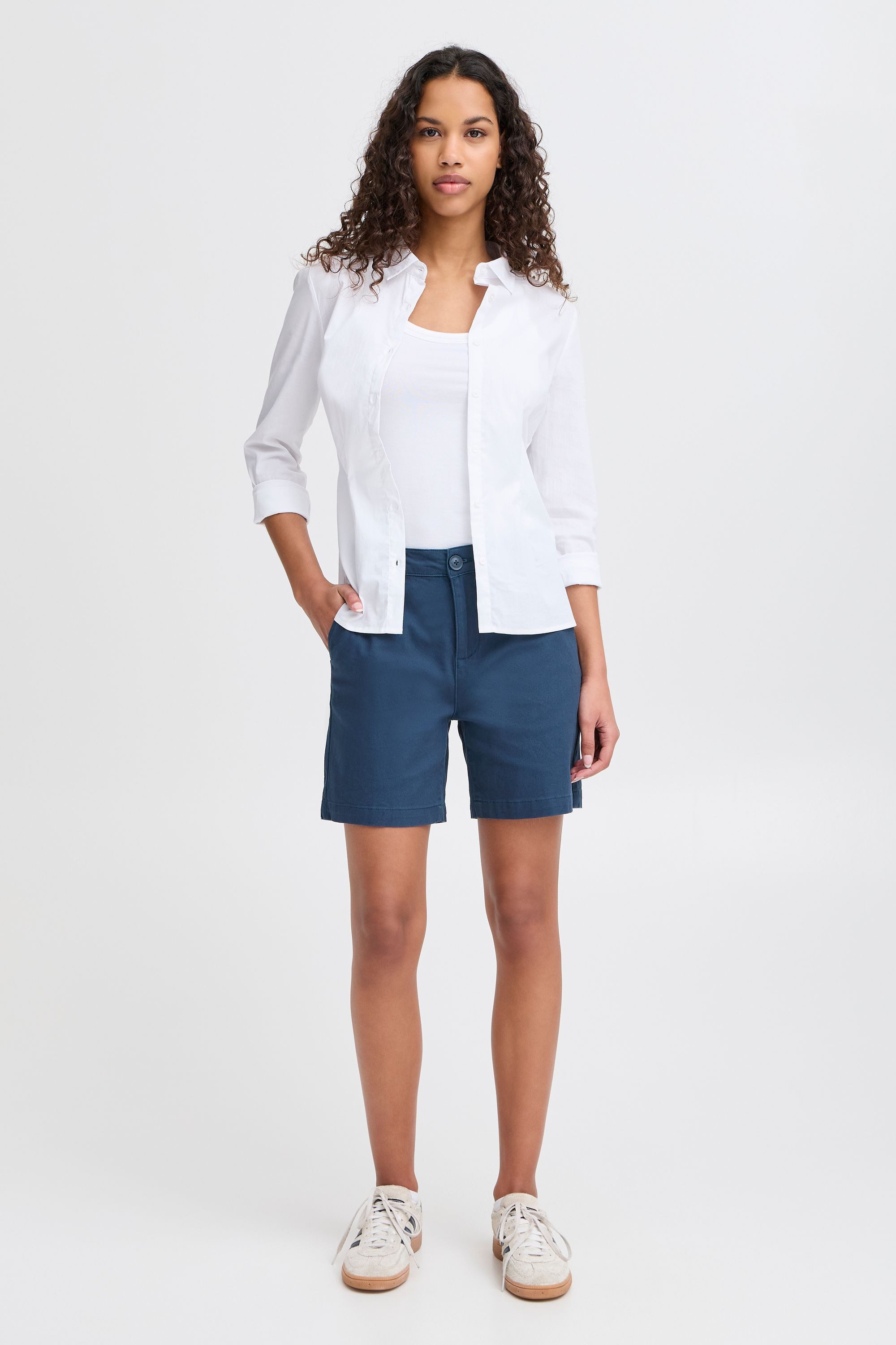 OXMO Chinoshorts OXKvita Moderne Shorts