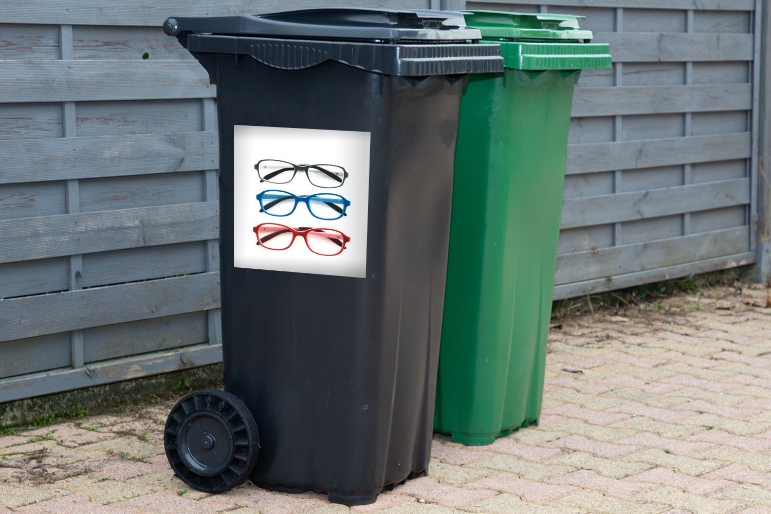 MuchoWow Wandsticker Drei Brillengestelle Abfalbehälter Reihe einer Sticker, St), (1 Mülleimer-aufkleber, Mülltonne, Container, in