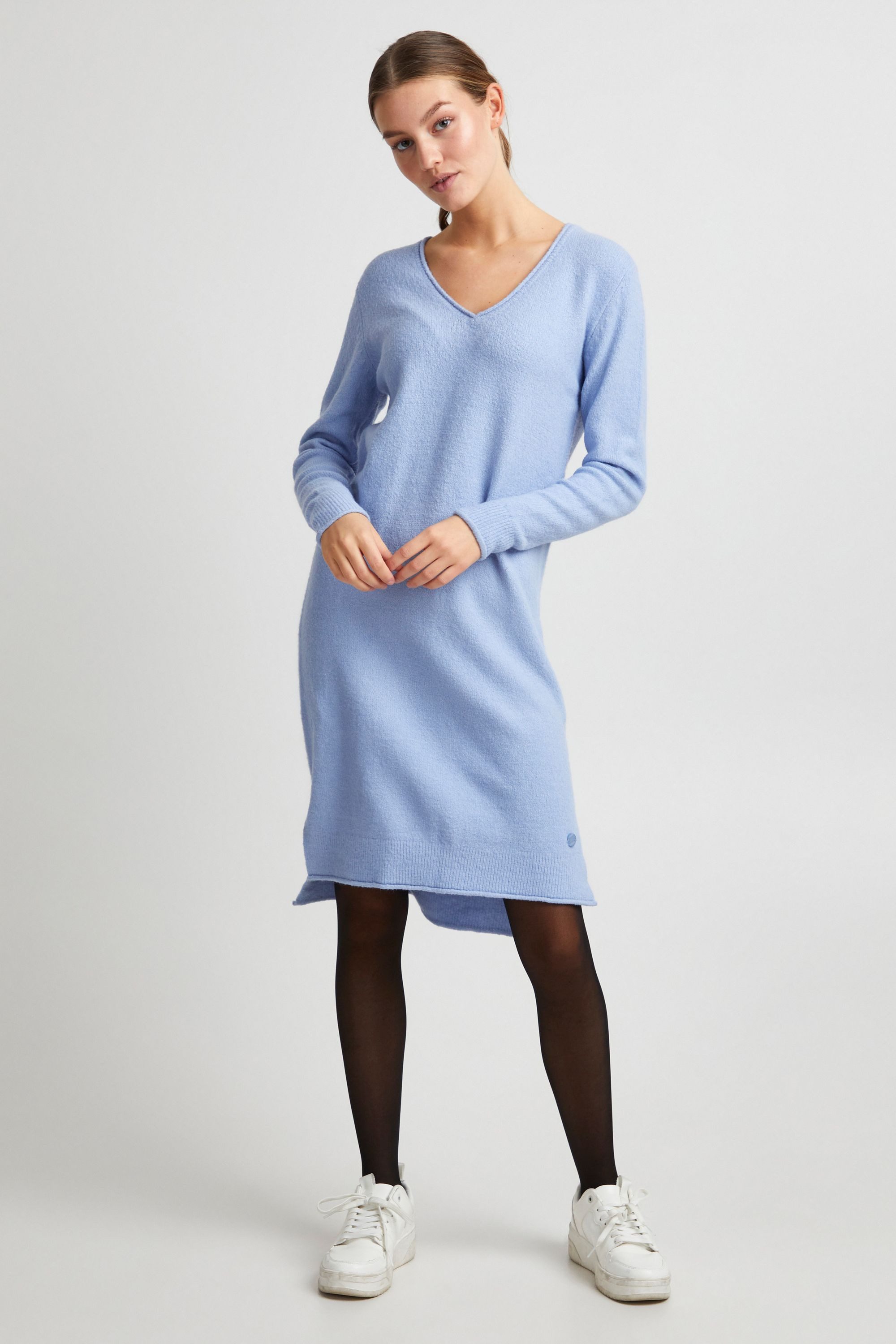 OXMO Strickkleid OXIda Feinstrickkleid mit V-Ausschnitt günstig online kaufen